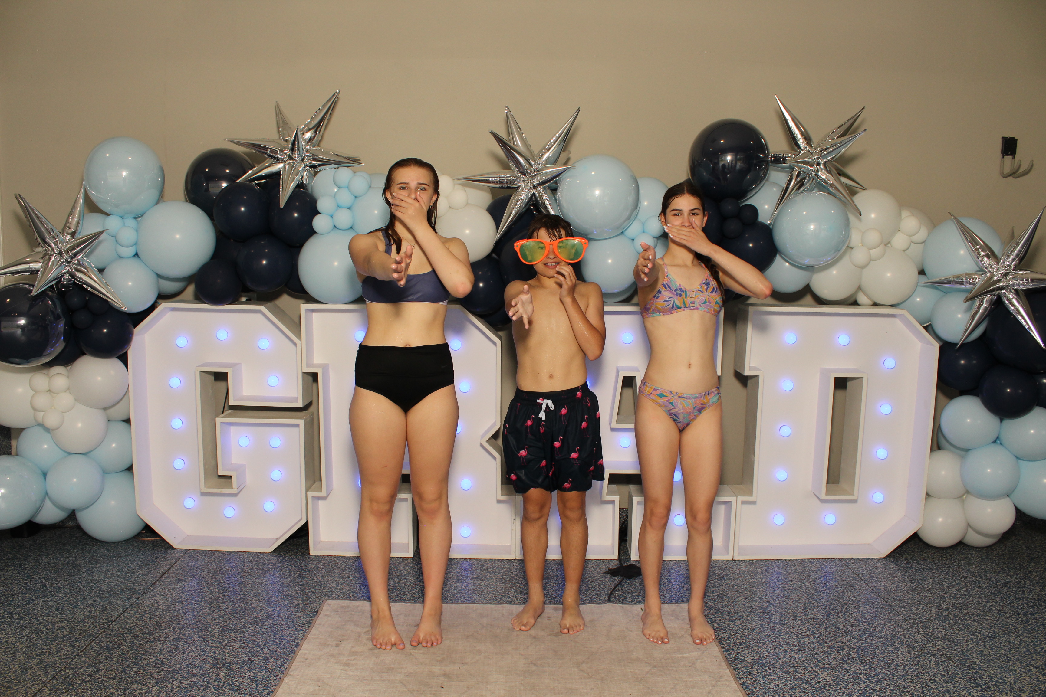 MTCES Class of 2026 | View more photos from the event at gallery.photoboothcincy.com/u/PhotoBoothCincy/MTCES-Class-of-2026