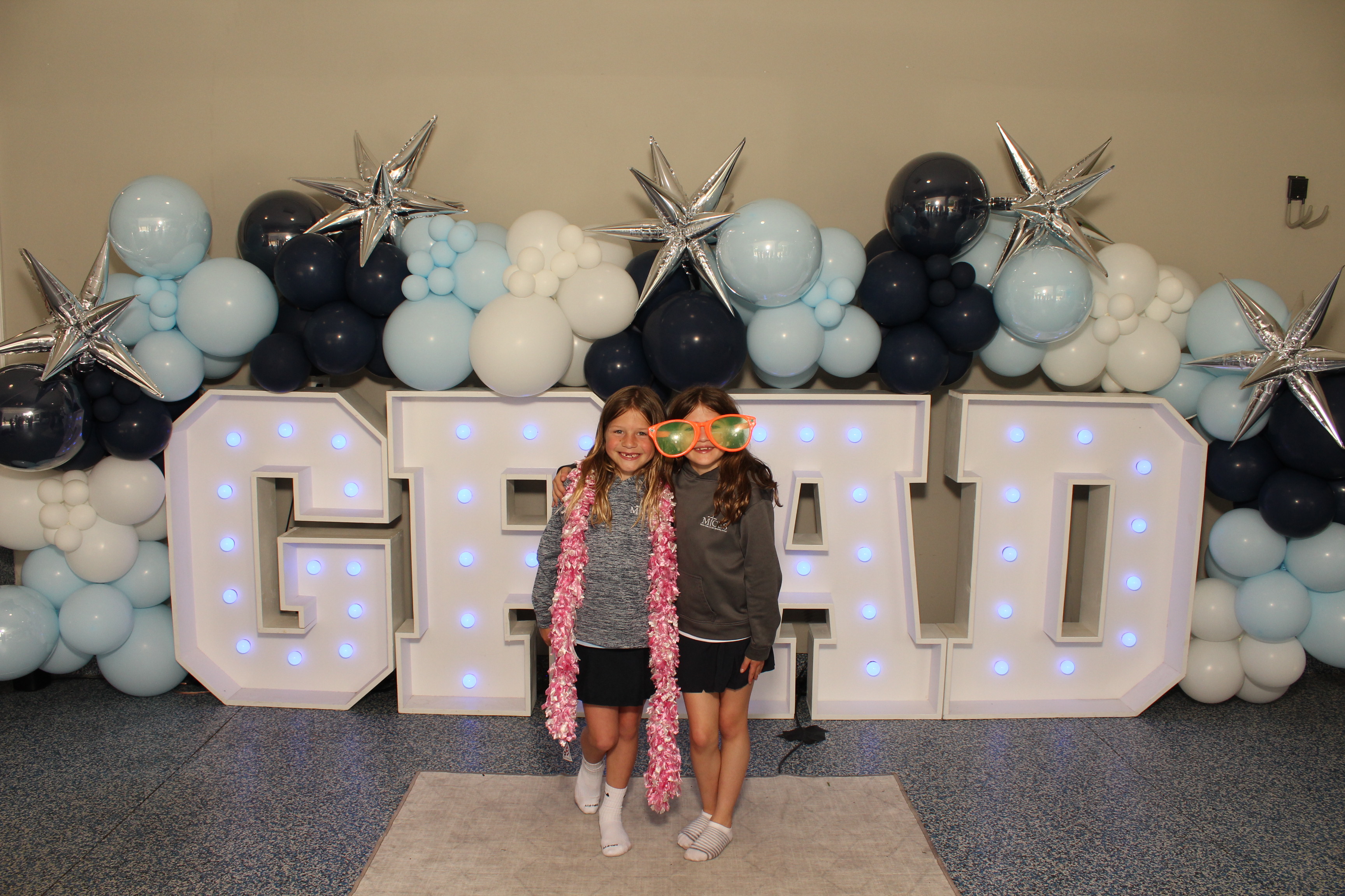 MTCES Class of 2026 | View more photos from the event at gallery.photoboothcincy.com/u/PhotoBoothCincy/MTCES-Class-of-2026