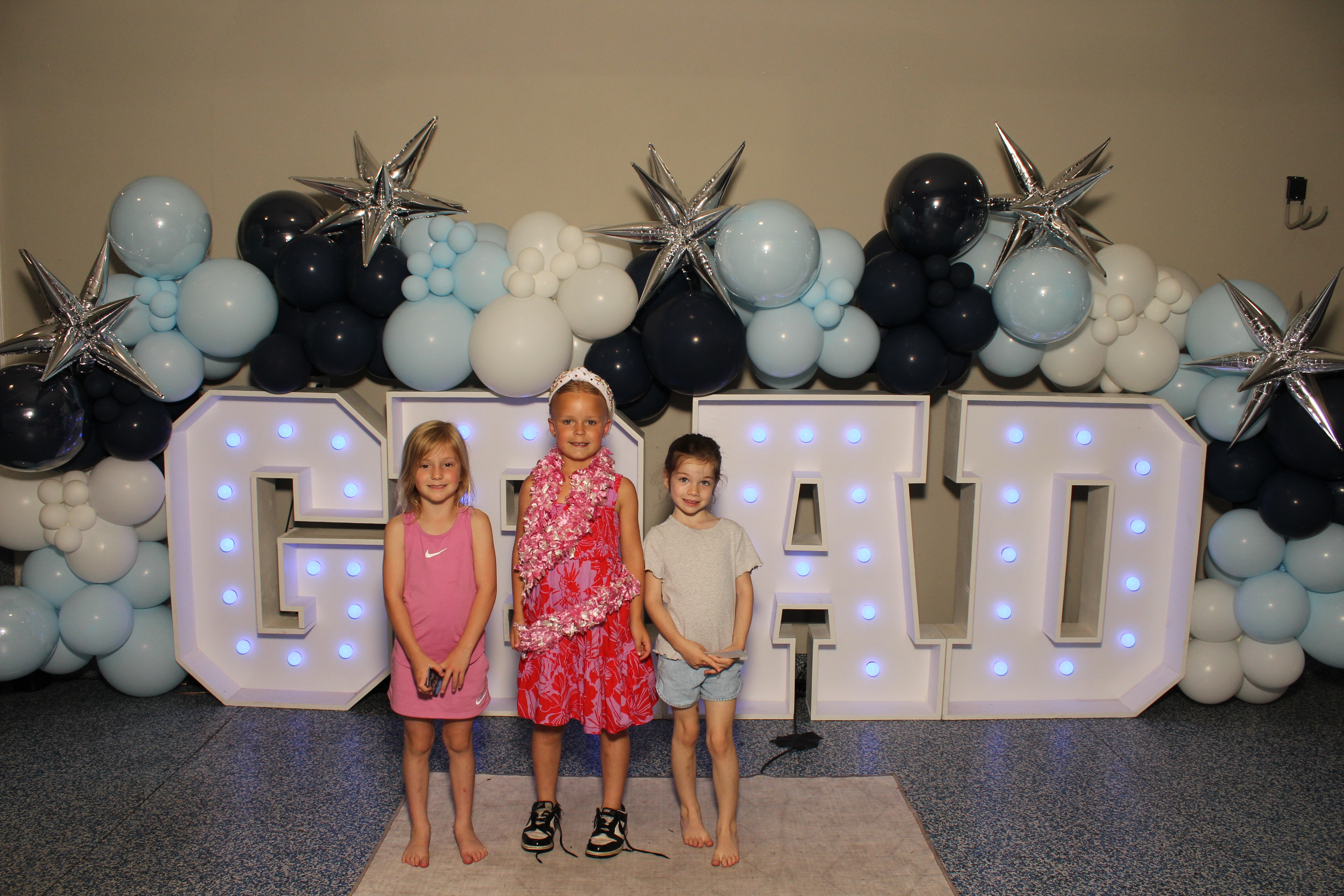 MTCES Class of 2026 | View more photos from the event at gallery.photoboothcincy.com/u/PhotoBoothCincy/MTCES-Class-of-2026
