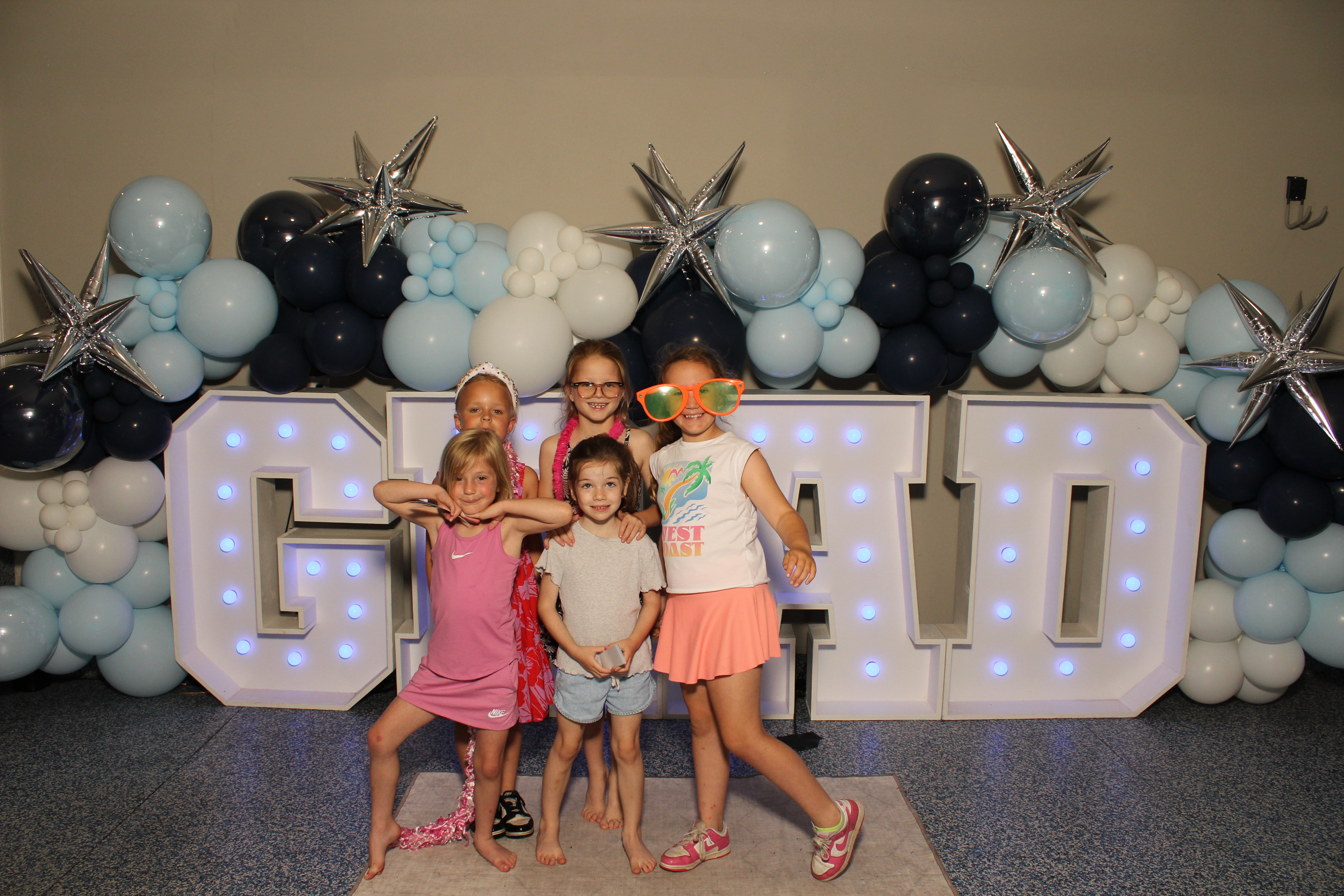MTCES Class of 2026 | View more photos from the event at gallery.photoboothcincy.com/u/PhotoBoothCincy/MTCES-Class-of-2026