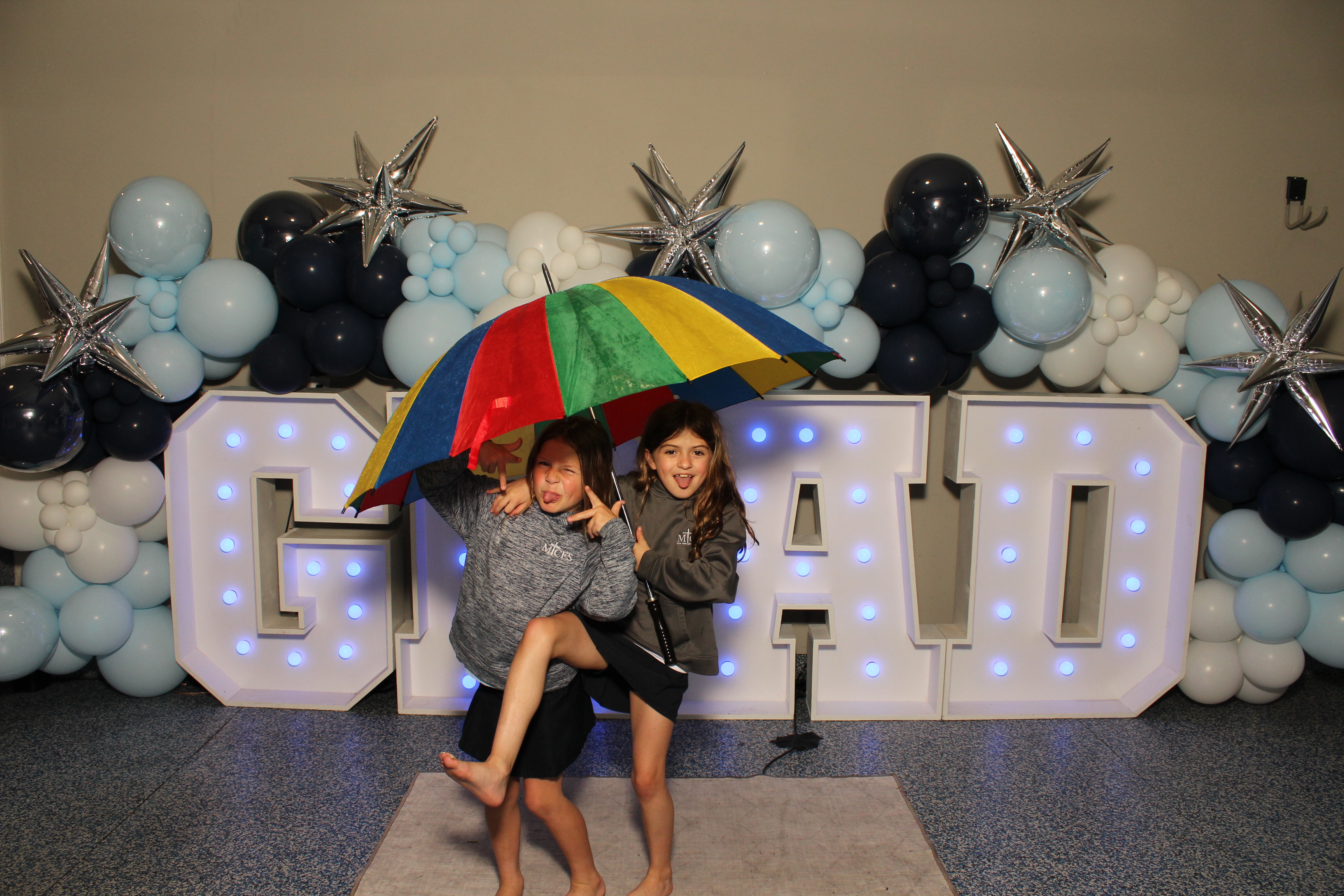 MTCES Class of 2026 | View more photos from the event at gallery.photoboothcincy.com/u/PhotoBoothCincy/MTCES-Class-of-2026