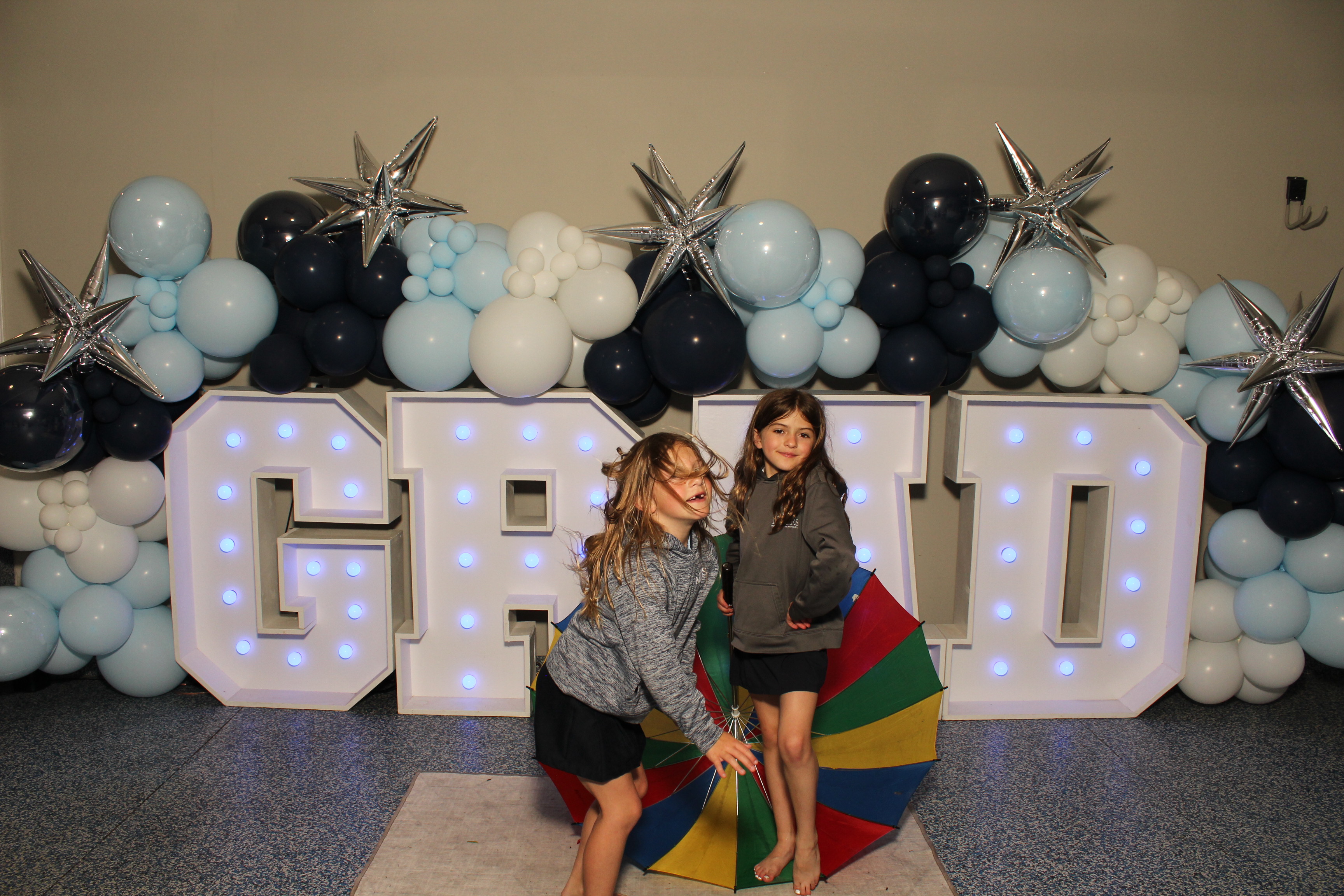 MTCES Class of 2026 | View more photos from the event at gallery.photoboothcincy.com/u/PhotoBoothCincy/MTCES-Class-of-2026