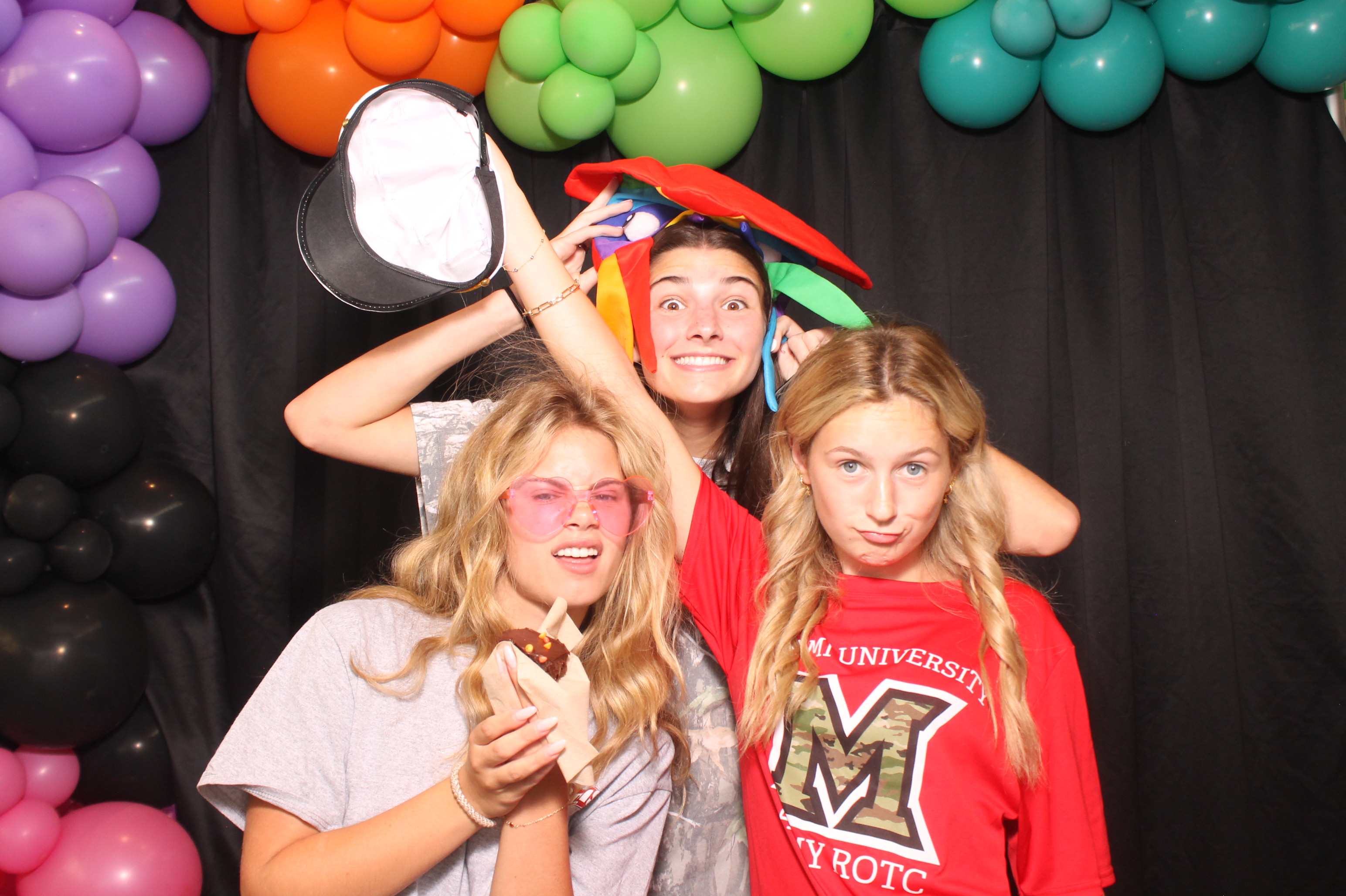 MU Maplestreet Dining Commons | View more photos from the event at gallery.photoboothcincy.com/u/PhotoBoothCincy/MU-Maplestreet-Dining-Commons