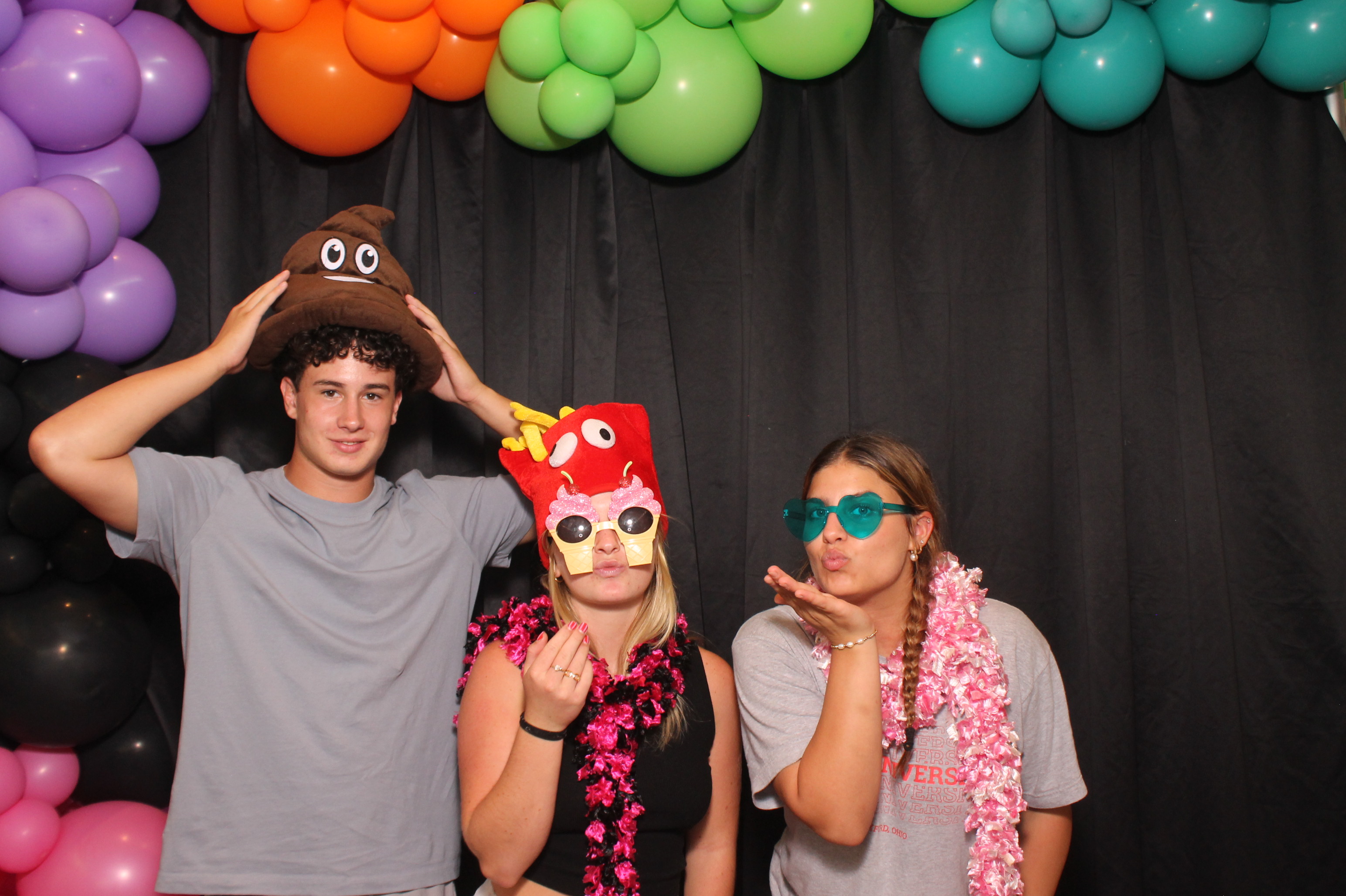 MU Maplestreet Dining Commons | View more photos from the event at gallery.photoboothcincy.com/u/PhotoBoothCincy/MU-Maplestreet-Dining-Commons