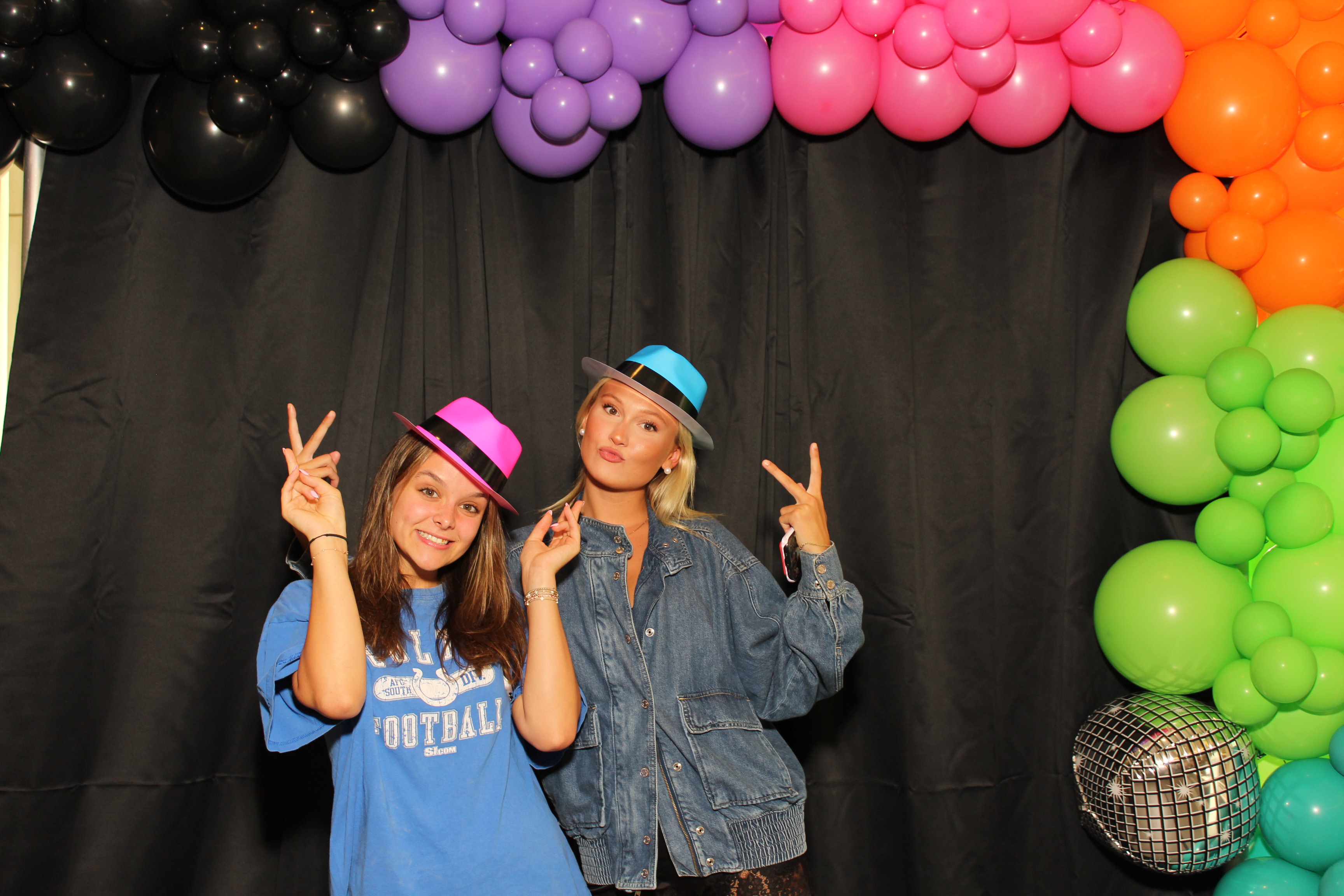 MU Western Dining Commons | View more photos from the event at gallery.photoboothcincy.com/u/PhotoBoothCincy/MU-Western-Dining-Commons