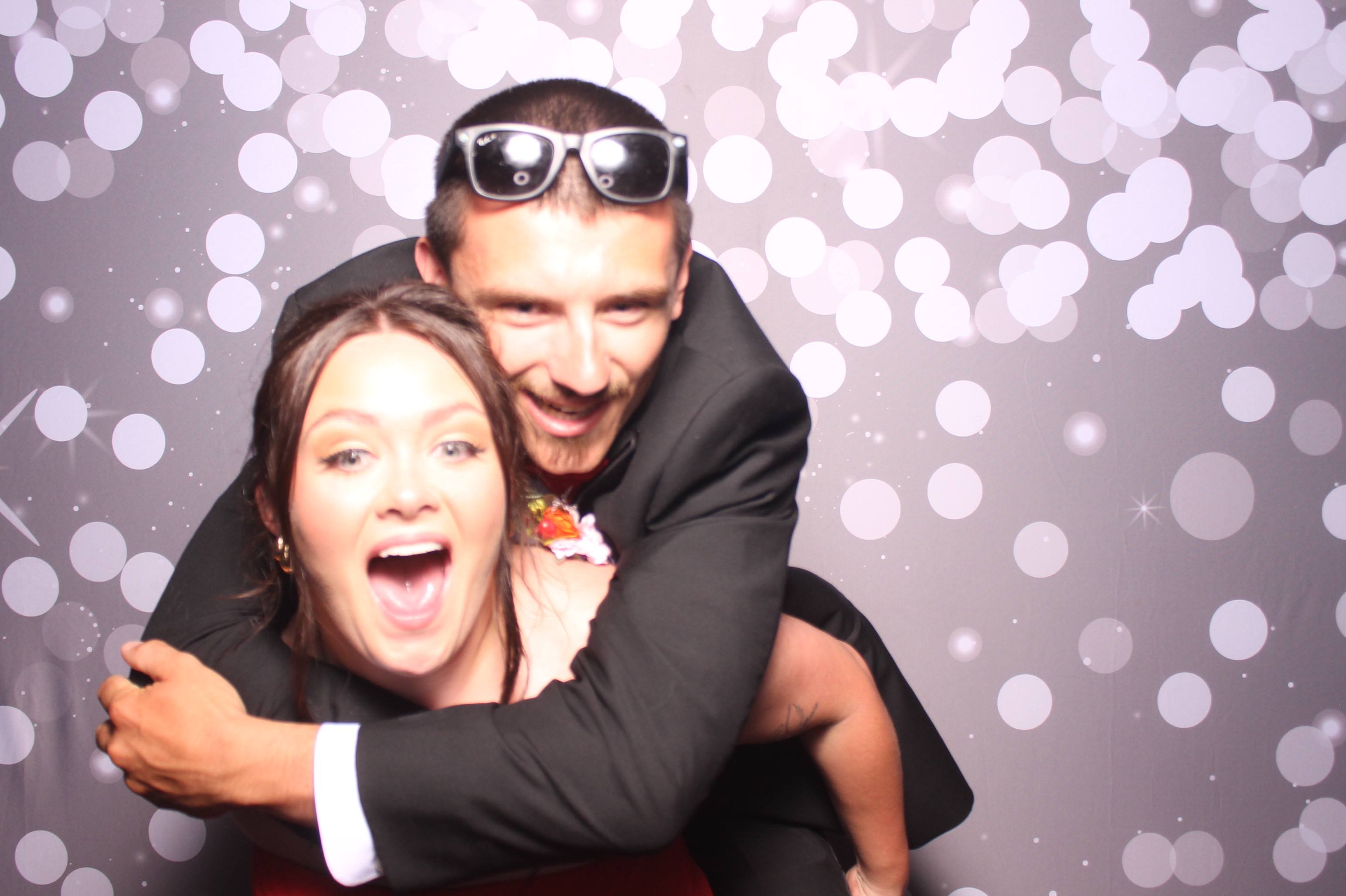 Mackenzie & Davey | View more photos from the event at gallery.photoboothcincy.com/u/PhotoBoothCincy/Mackenzie-Davey