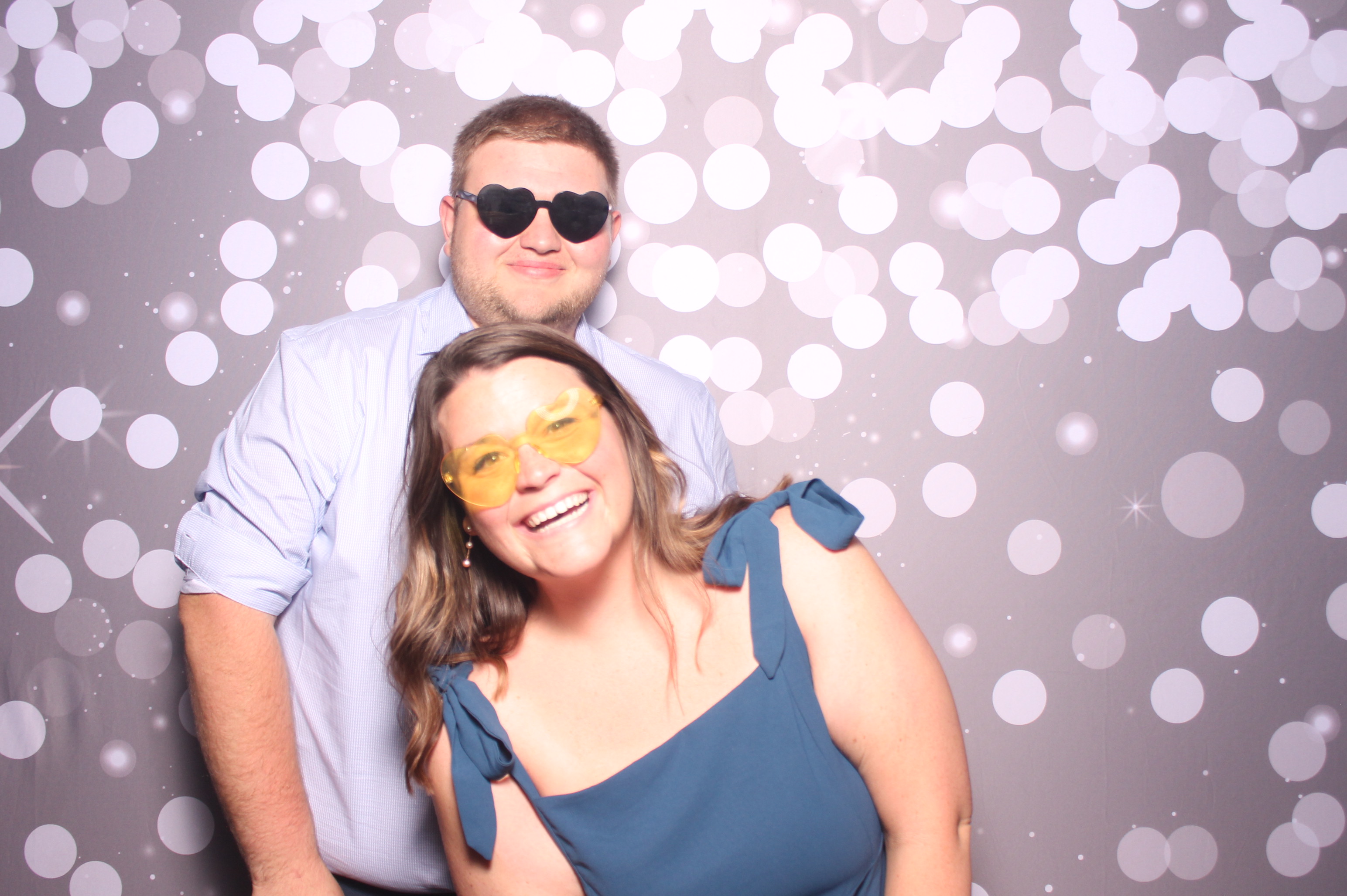 Mackenzie & Davey | View more photos from the event at gallery.photoboothcincy.com/u/PhotoBoothCincy/Mackenzie-Davey