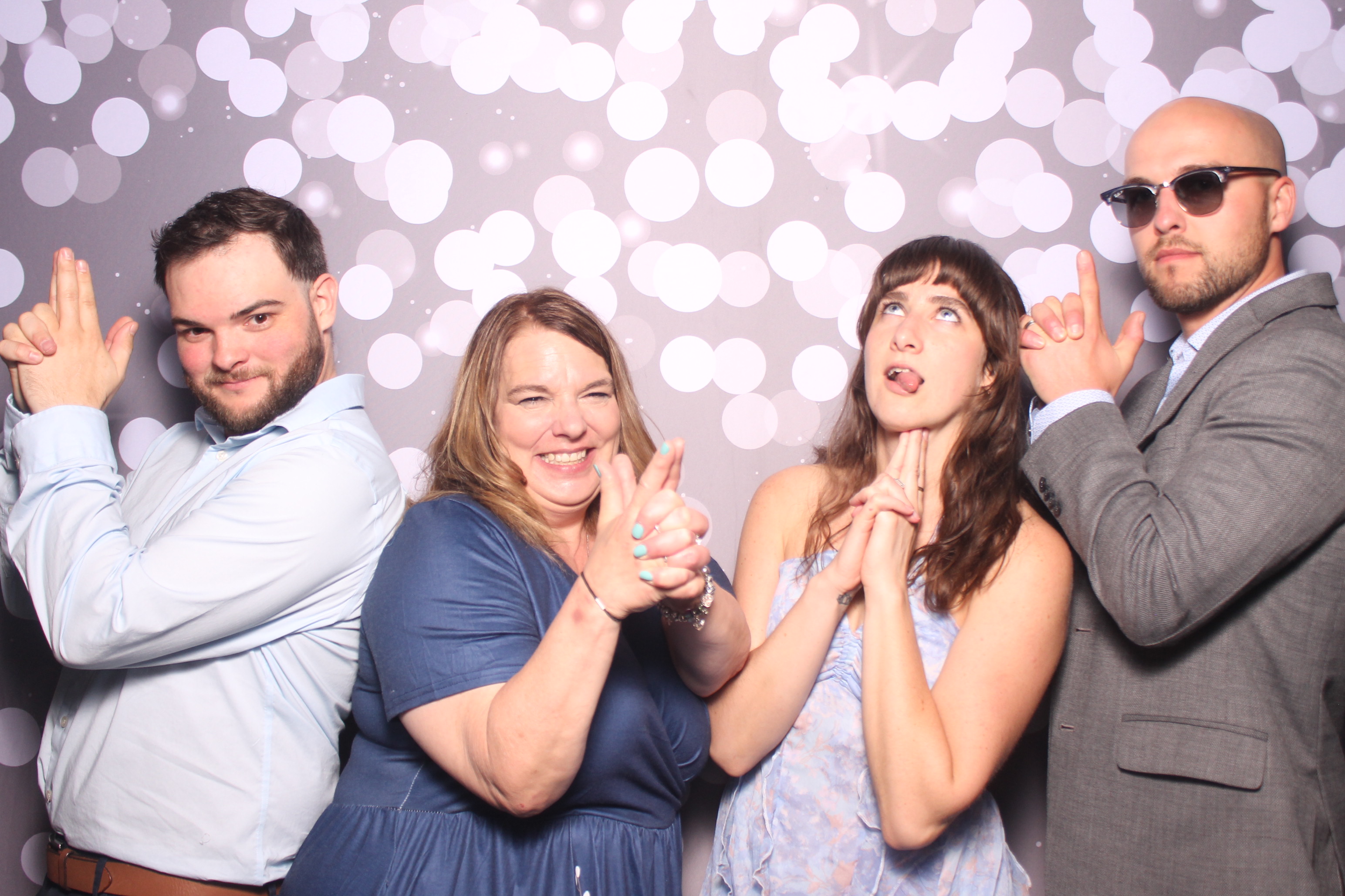 Mackenzie & Davey | View more photos from the event at gallery.photoboothcincy.com/u/PhotoBoothCincy/Mackenzie-Davey