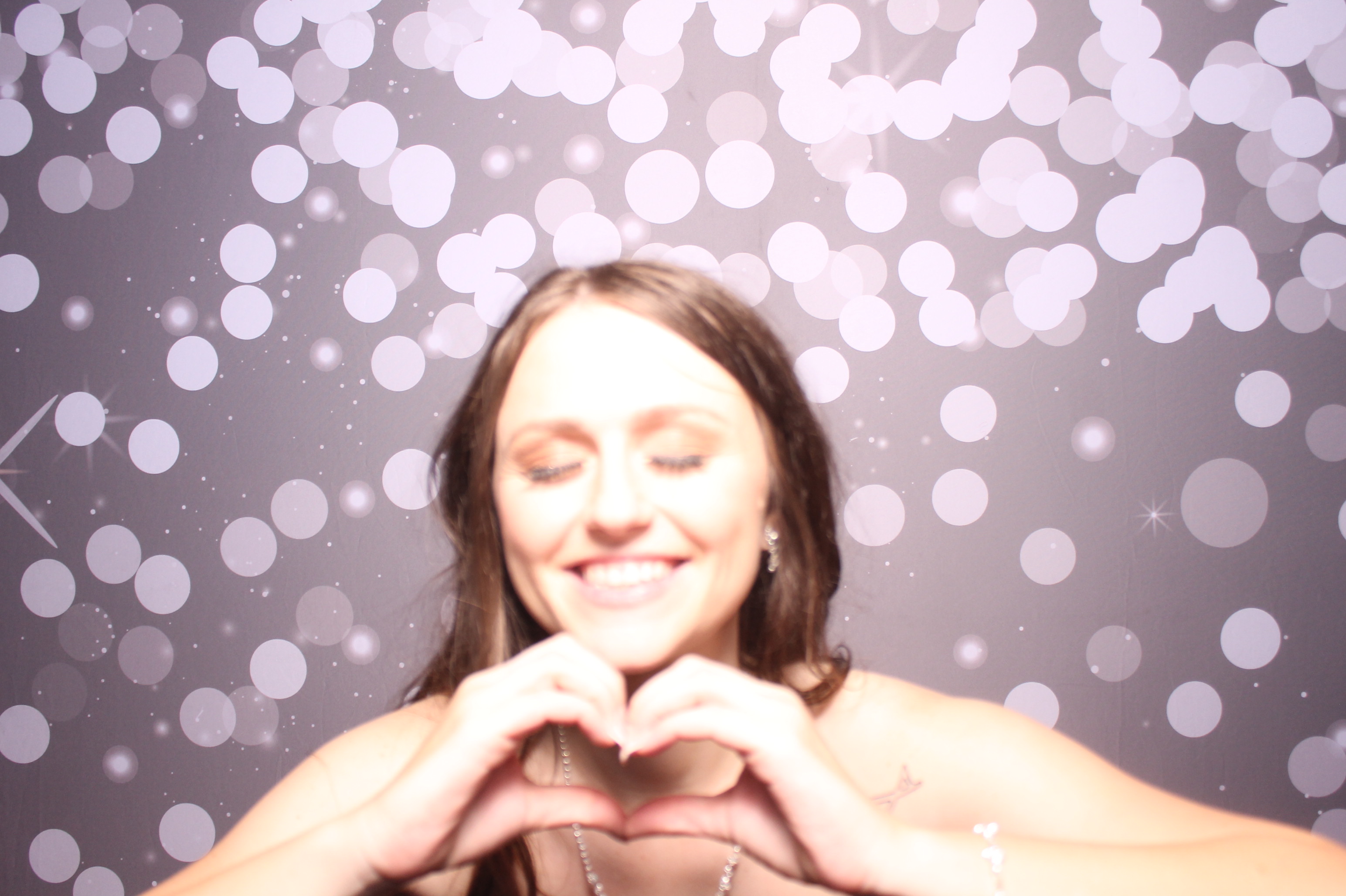 Mackenzie & Davey | View more photos from the event at gallery.photoboothcincy.com/u/PhotoBoothCincy/Mackenzie-Davey