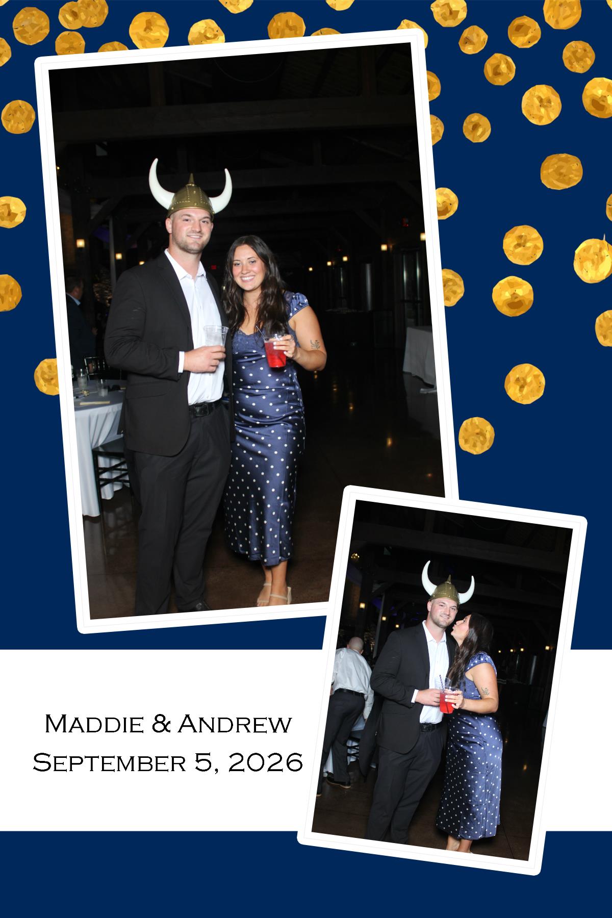Maddie & Andrews | View more photos from the event at gallery.photoboothcincy.com/u/PhotoBoothCincy/Maddie-Andrews