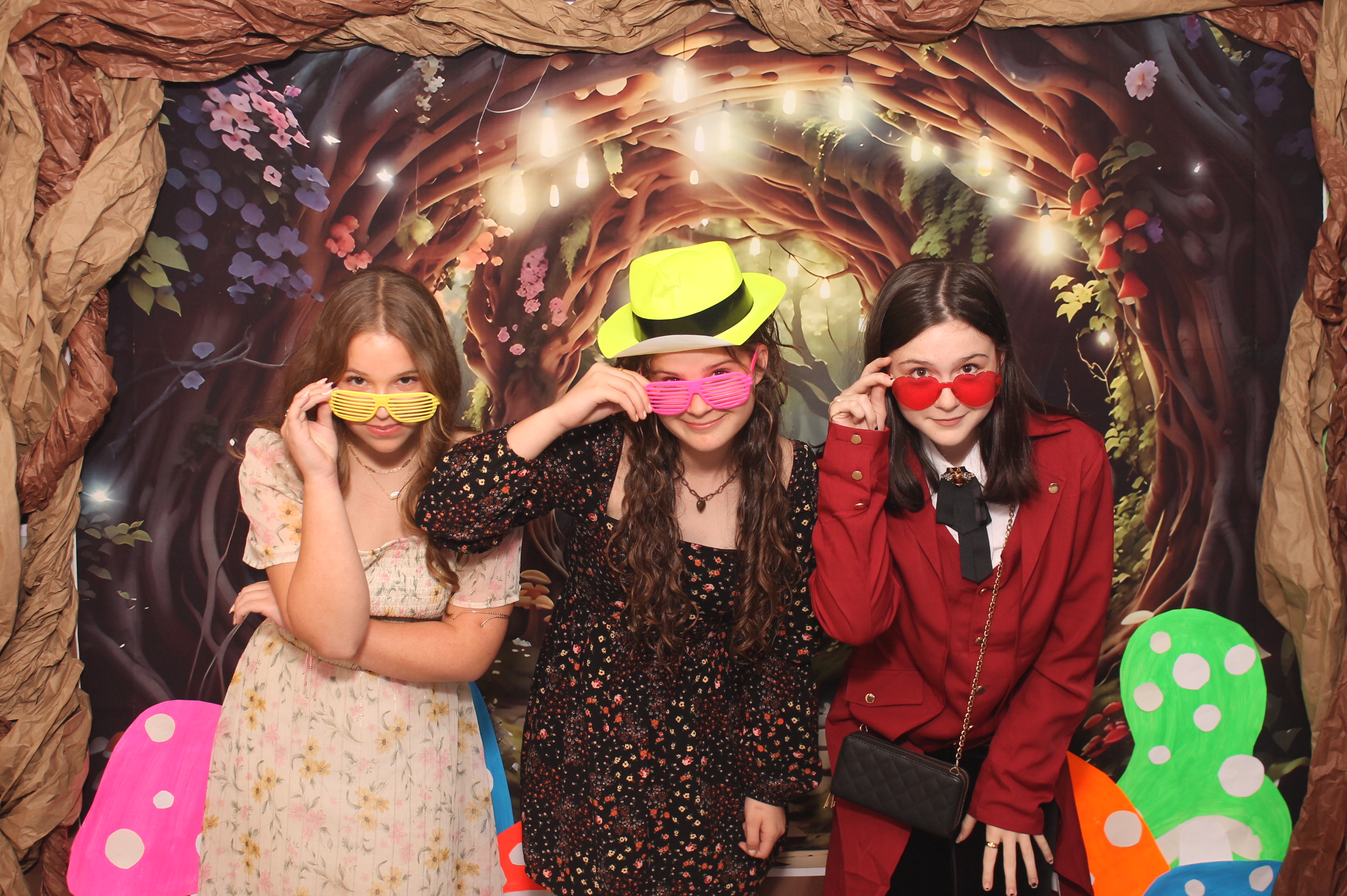 Magsig Spring Fling School Dance | View more photos from the event at gallery.photoboothcincy.com/u/PhotoBoothCincy/Magsig-Spring-Fling-School-Dance