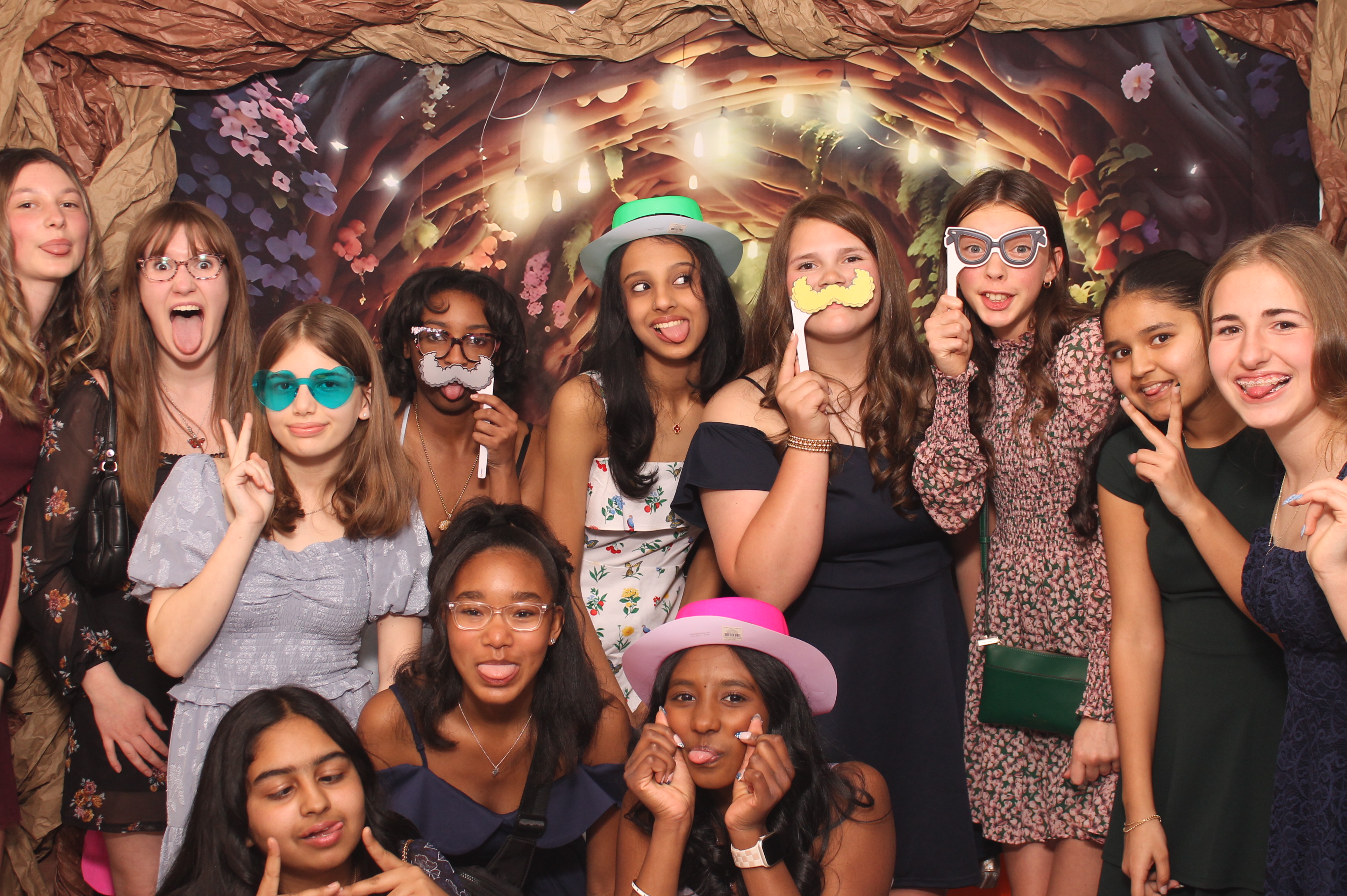 Magsig Spring Fling School Dance | View more photos from the event at gallery.photoboothcincy.com/u/PhotoBoothCincy/Magsig-Spring-Fling-School-Dance