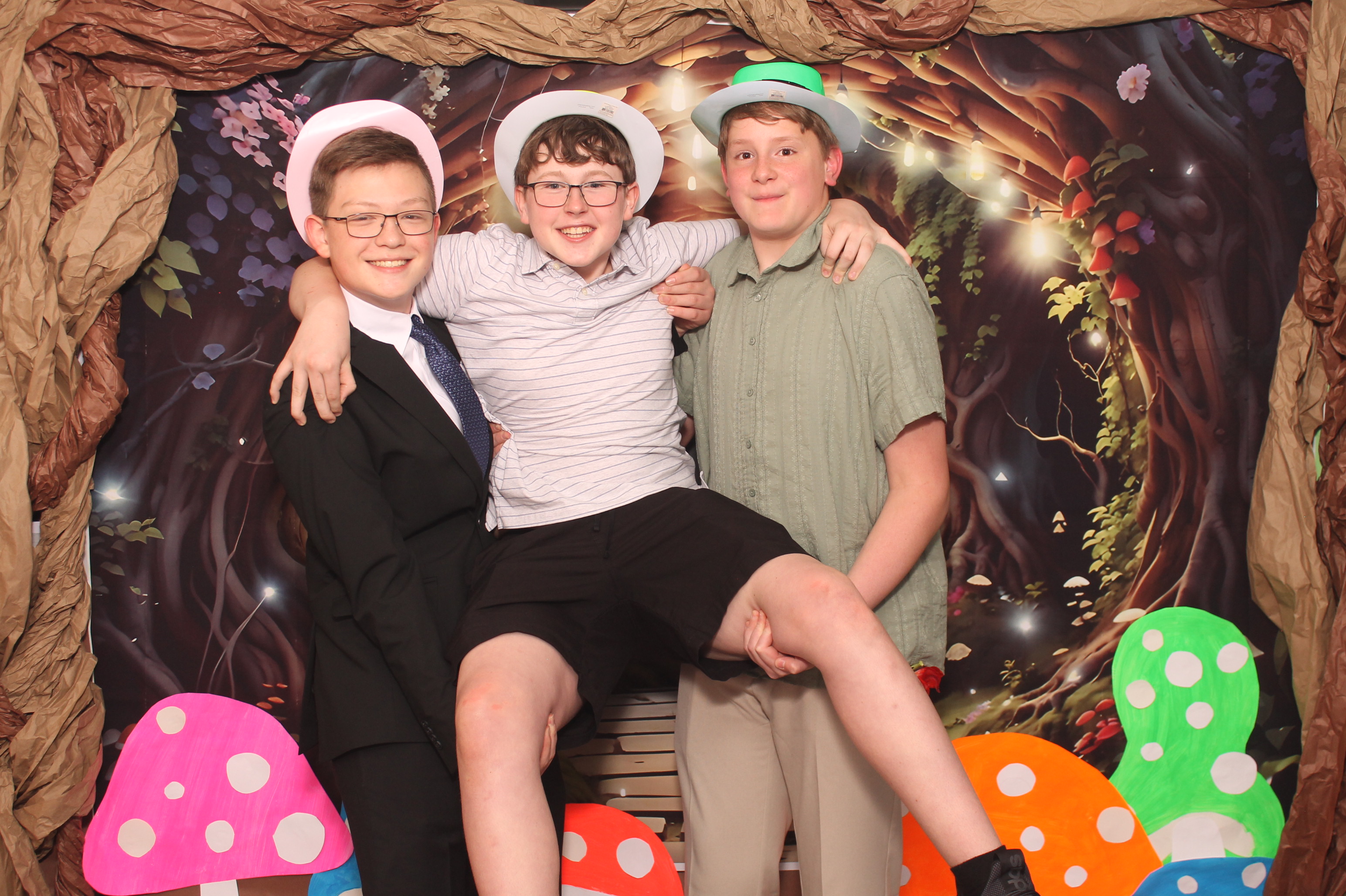 Magsig Spring Fling School Dance | View more photos from the event at gallery.photoboothcincy.com/u/PhotoBoothCincy/Magsig-Spring-Fling-School-Dance