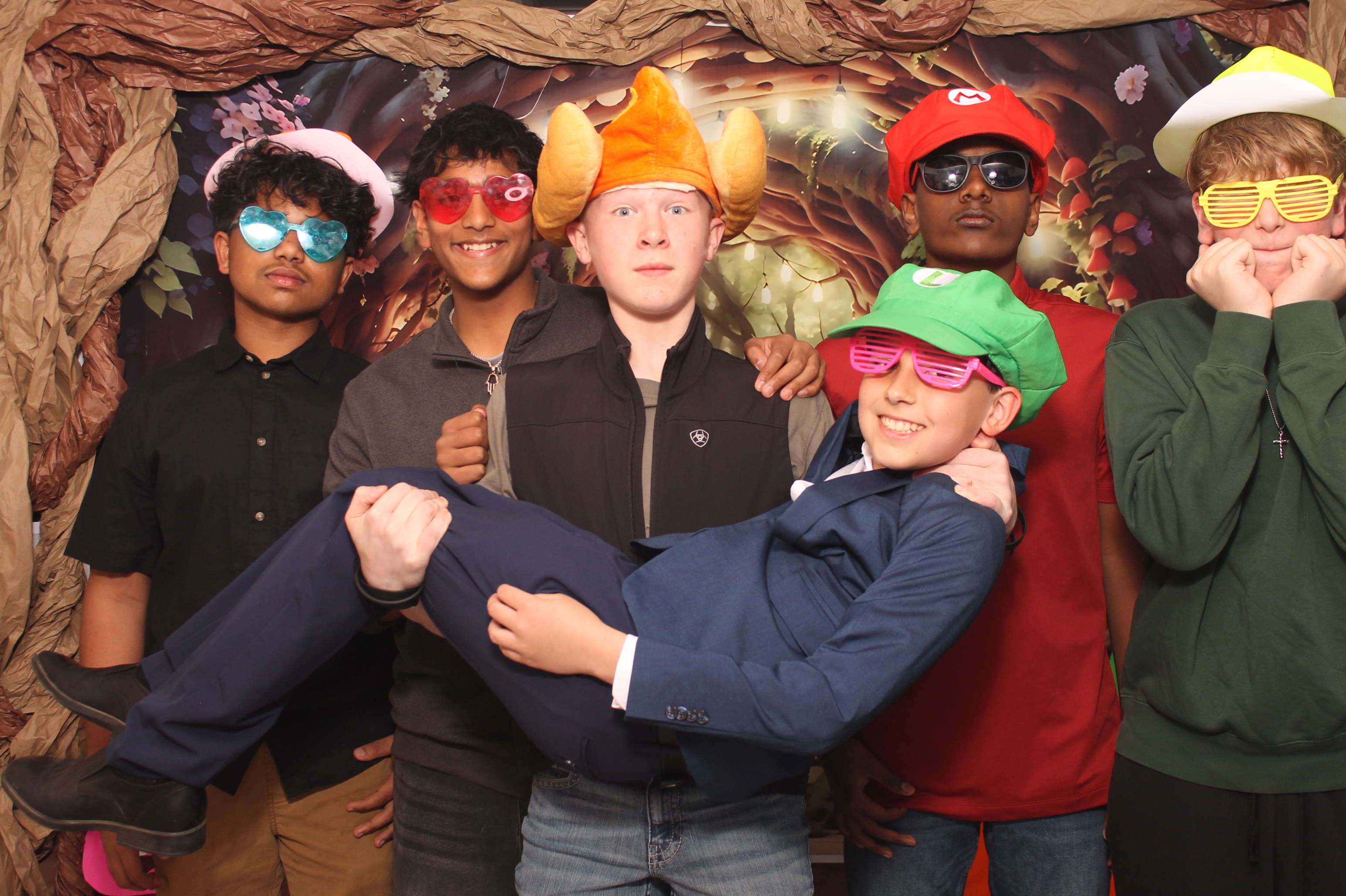 Magsig Spring Fling School Dance | View more photos from the event at gallery.photoboothcincy.com/u/PhotoBoothCincy/Magsig-Spring-Fling-School-Dance