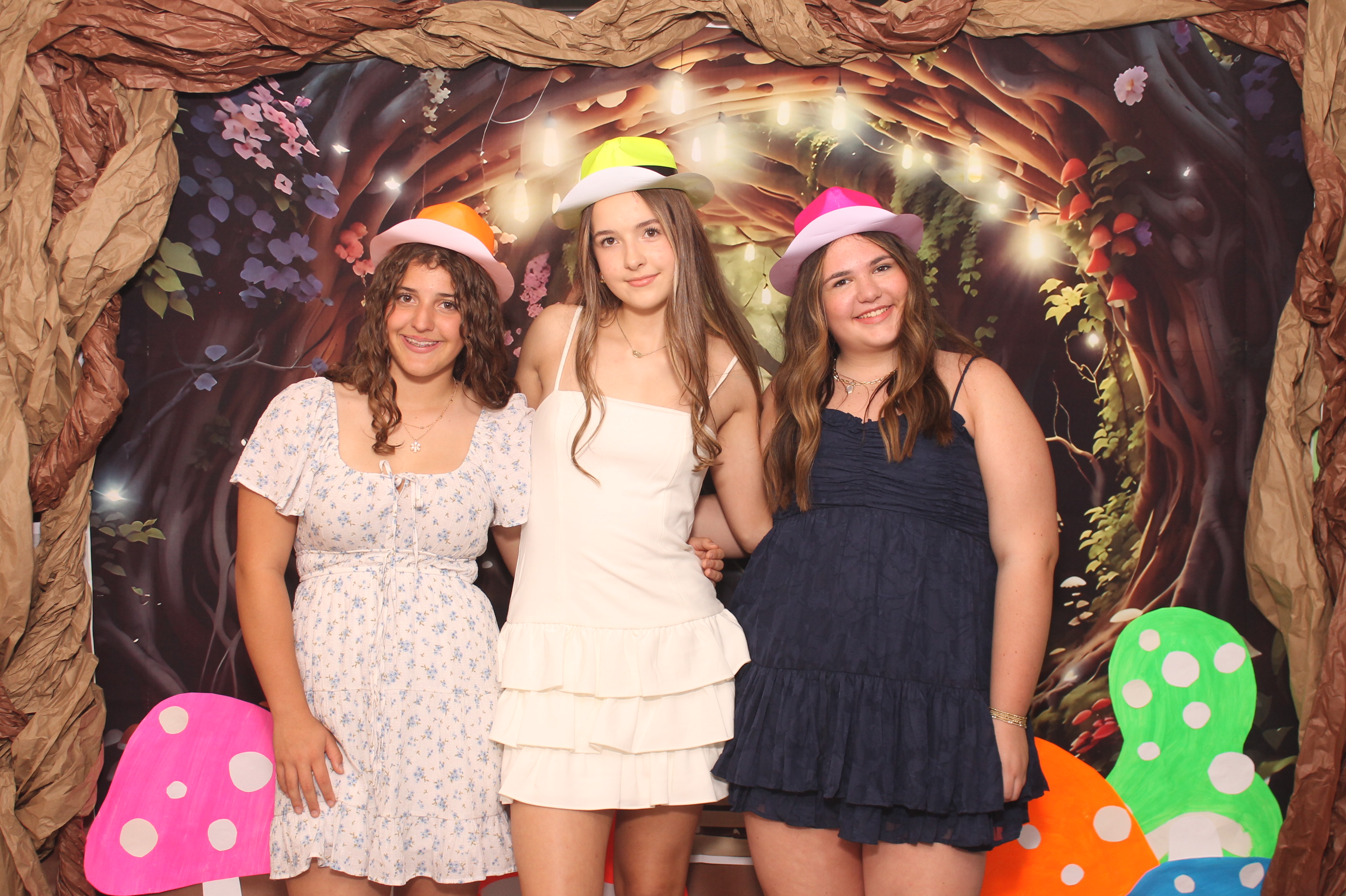 Magsig Spring Fling School Dance | View more photos from the event at gallery.photoboothcincy.com/u/PhotoBoothCincy/Magsig-Spring-Fling-School-Dance