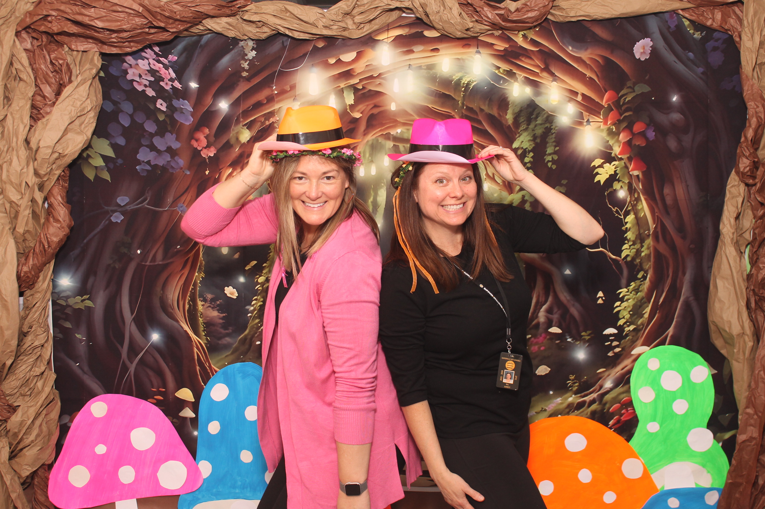 Magsig Spring Fling School Dance | View more photos from the event at gallery.photoboothcincy.com/u/PhotoBoothCincy/Magsig-Spring-Fling-School-Dance