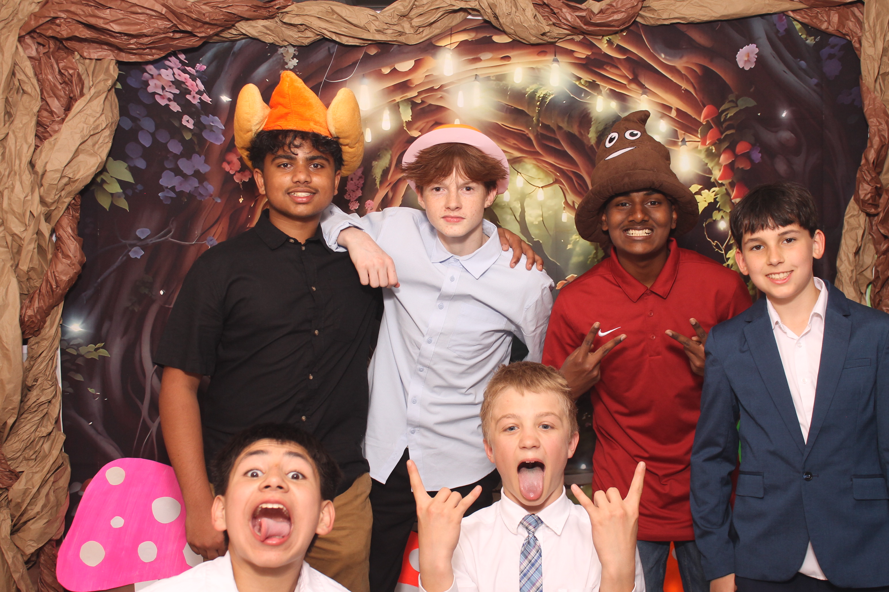 Magsig Spring Fling School Dance | View more photos from the event at gallery.photoboothcincy.com/u/PhotoBoothCincy/Magsig-Spring-Fling-School-Dance