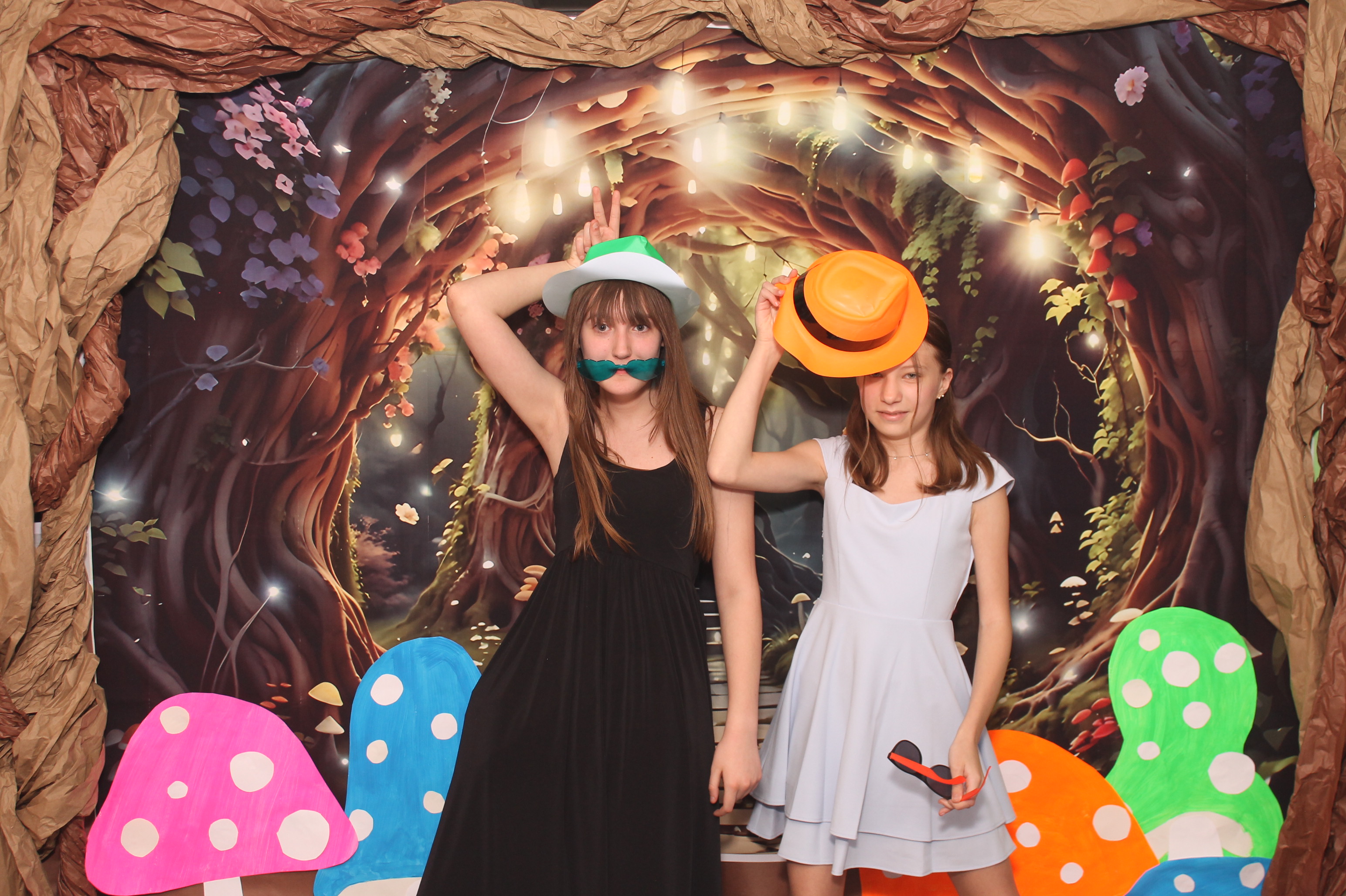 Magsig Spring Fling School Dance | View more photos from the event at gallery.photoboothcincy.com/u/PhotoBoothCincy/Magsig-Spring-Fling-School-Dance