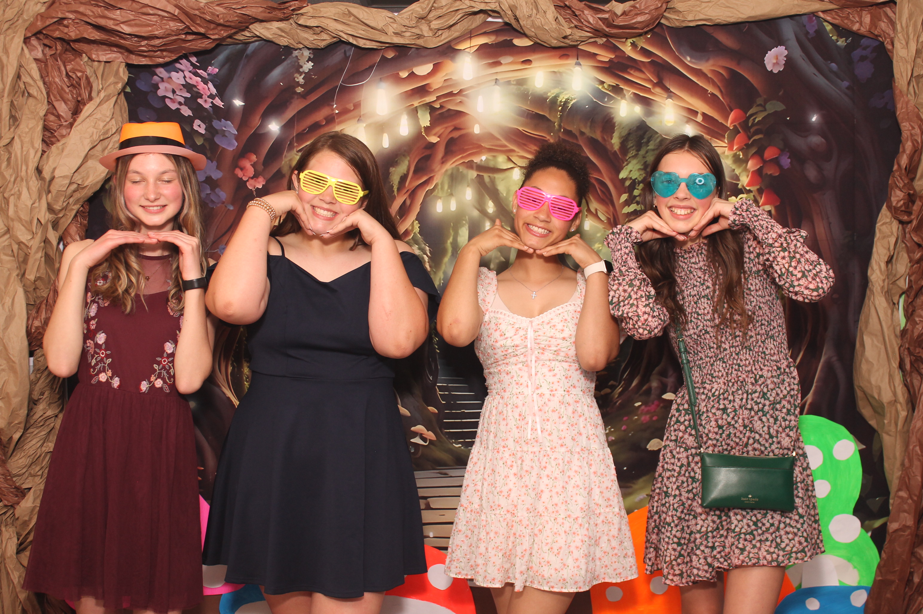 Magsig Spring Fling School Dance | View more photos from the event at gallery.photoboothcincy.com/u/PhotoBoothCincy/Magsig-Spring-Fling-School-Dance