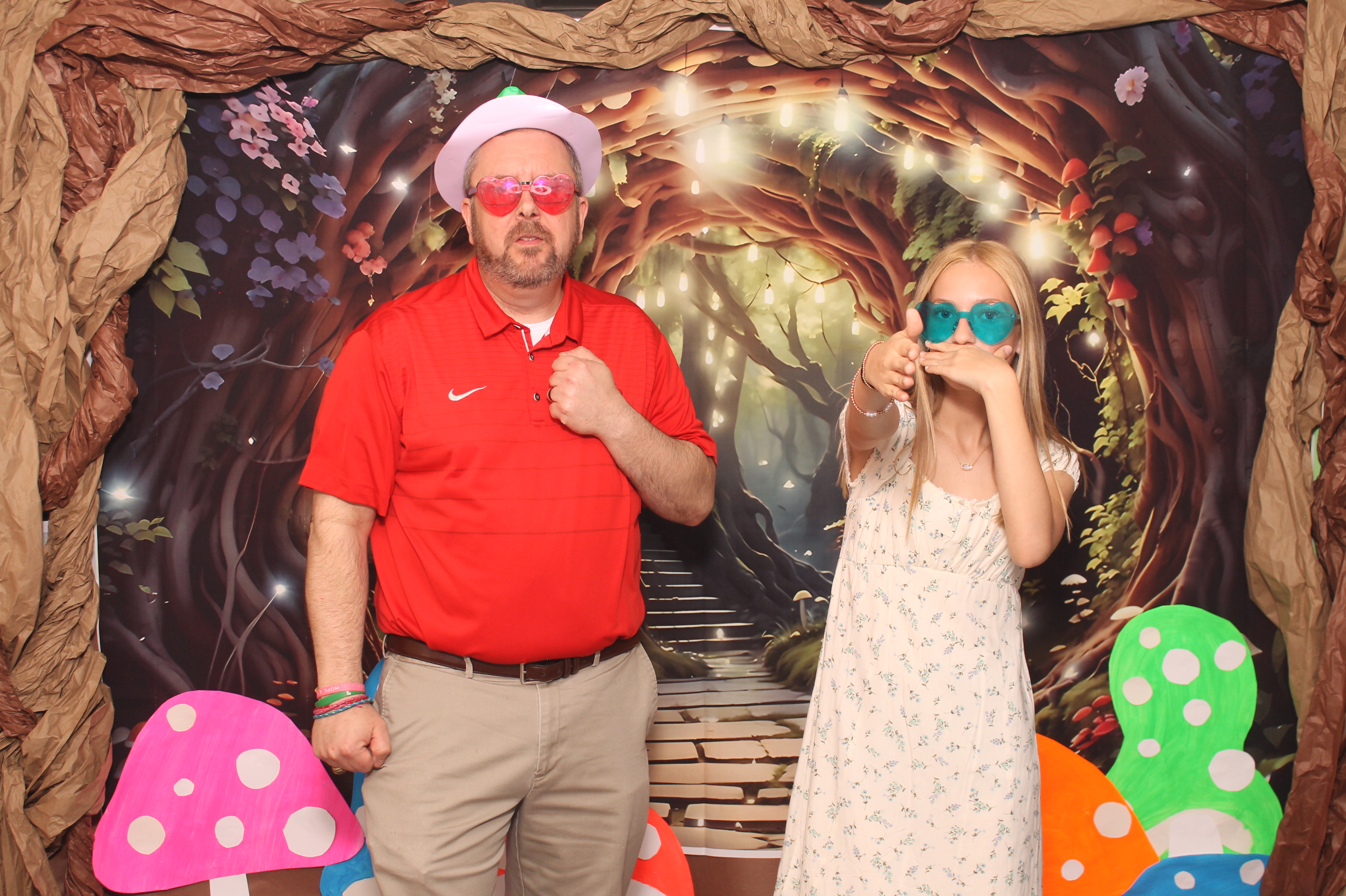Magsig Spring Fling School Dance | View more photos from the event at gallery.photoboothcincy.com/u/PhotoBoothCincy/Magsig-Spring-Fling-School-Dance