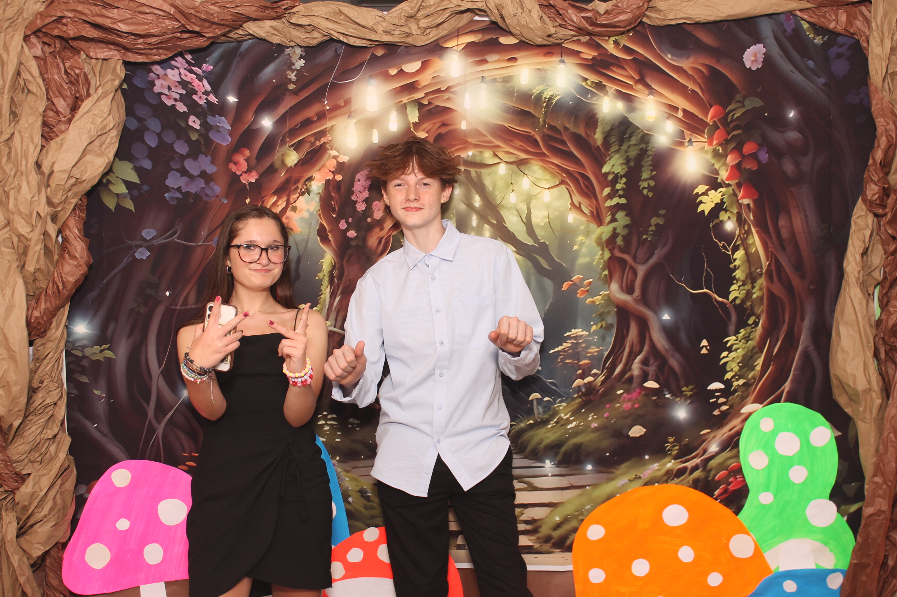 Magsig Spring Fling School Dance | View more photos from the event at gallery.photoboothcincy.com/u/PhotoBoothCincy/Magsig-Spring-Fling-School-Dance