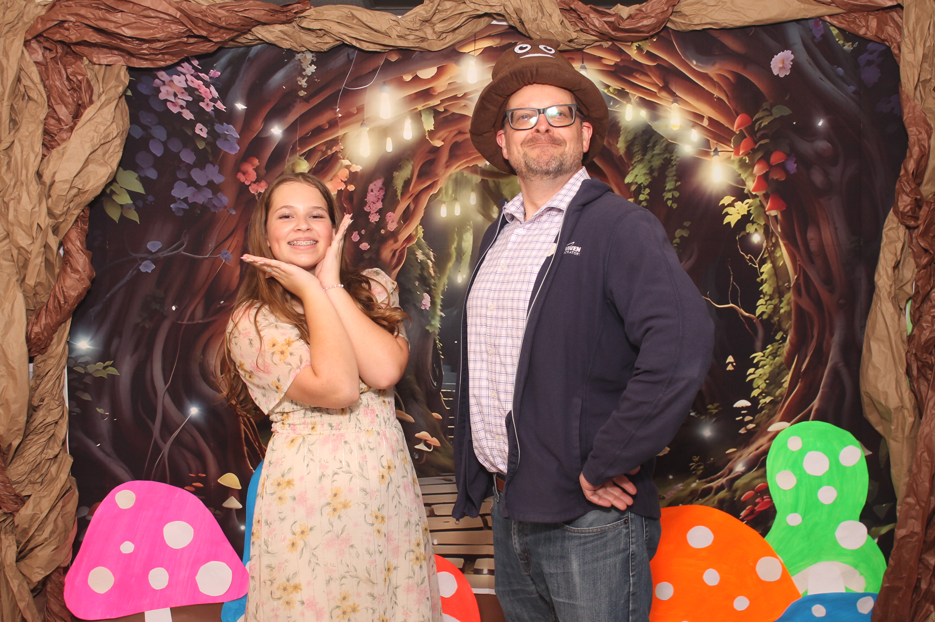 Magsig Spring Fling School Dance | View more photos from the event at gallery.photoboothcincy.com/u/PhotoBoothCincy/Magsig-Spring-Fling-School-Dance