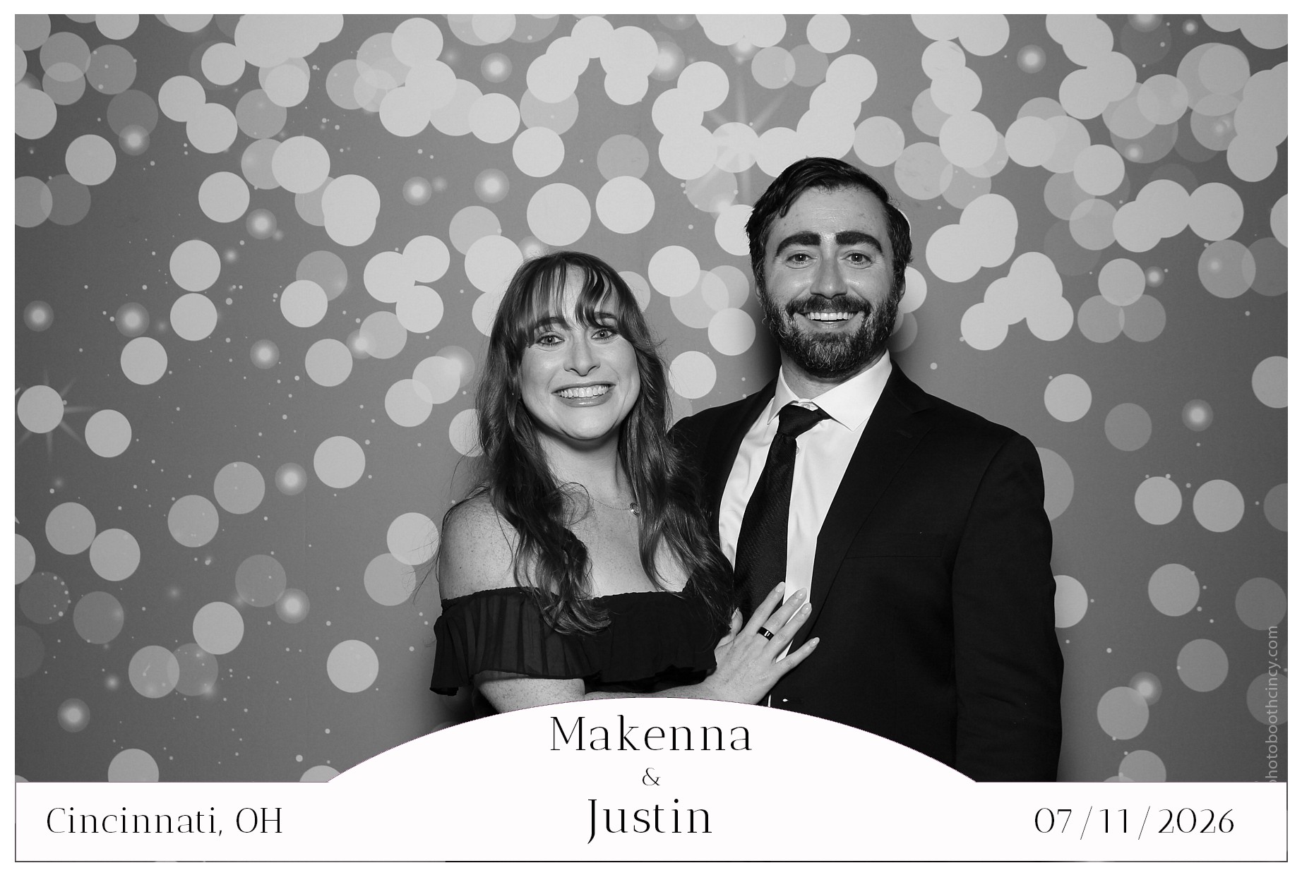 Makenna & Justin | View more photos from the event at gallery.photoboothcincy.com/u/PhotoBoothCincy/Makenna-Justin