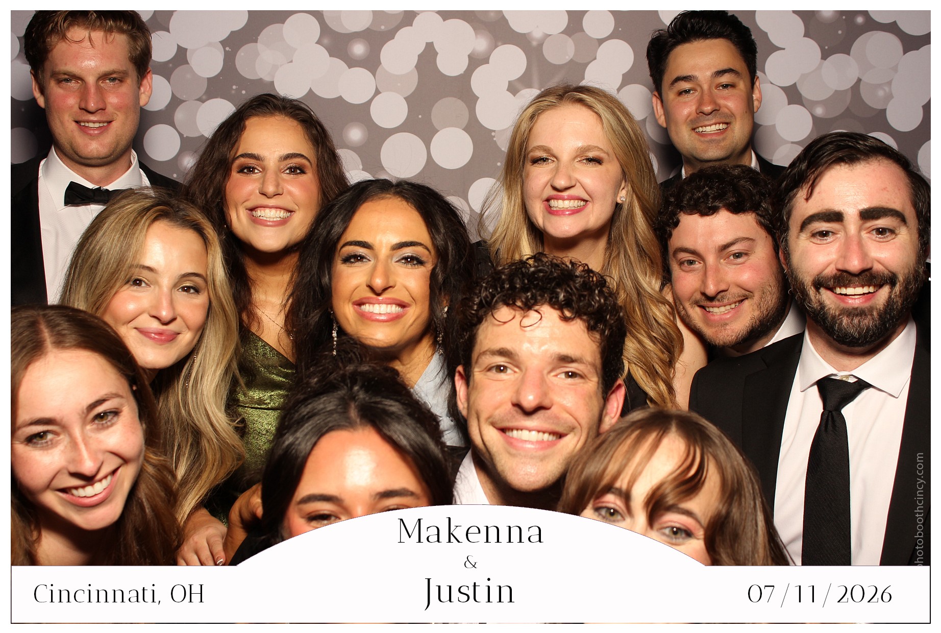 Makenna & Justin | View more photos from the event at gallery.photoboothcincy.com/u/PhotoBoothCincy/Makenna-Justin