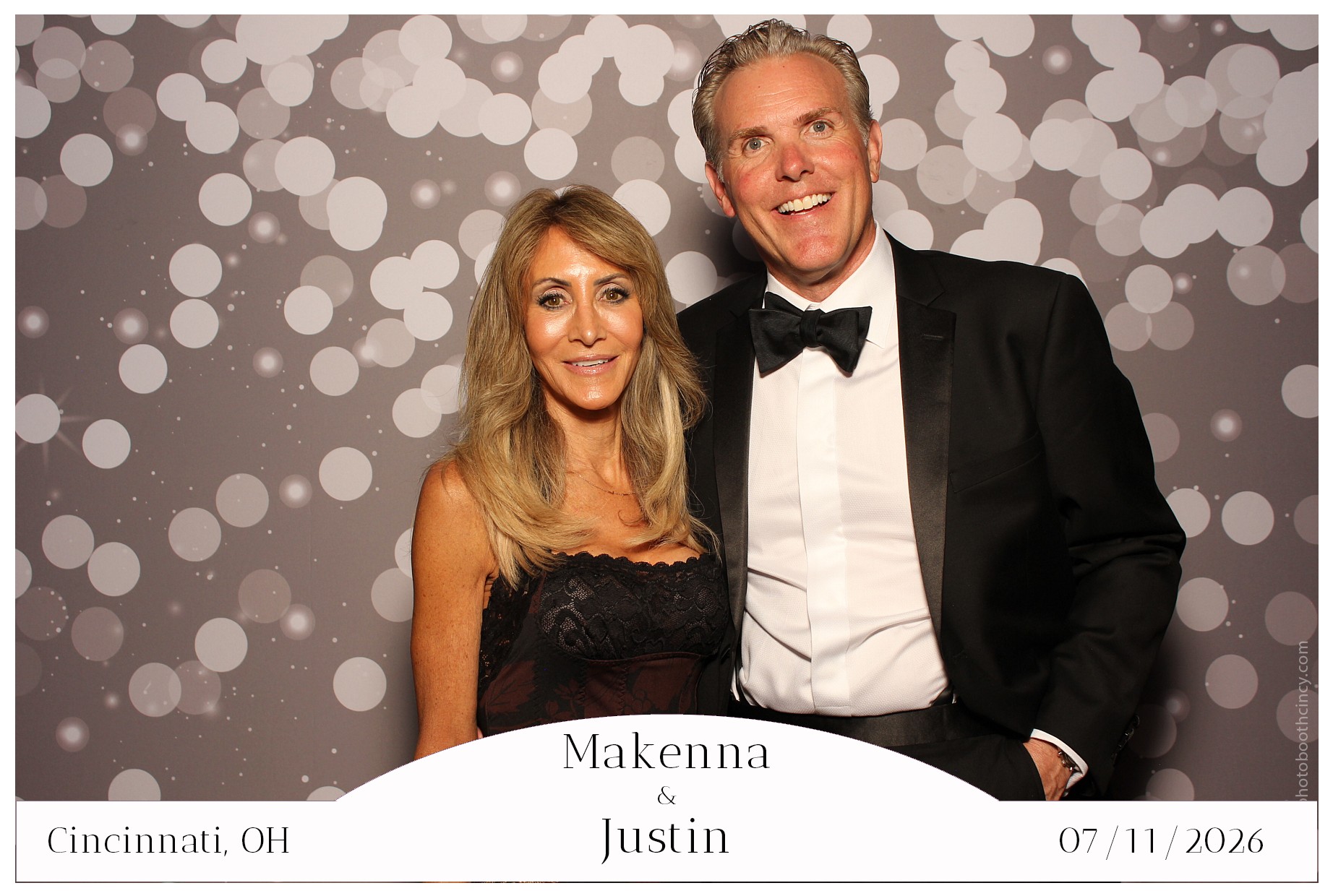 Makenna & Justin | View more photos from the event at gallery.photoboothcincy.com/u/PhotoBoothCincy/Makenna-Justin