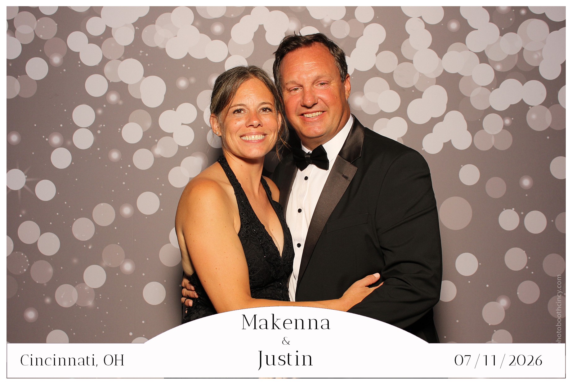Makenna & Justin | View more photos from the event at gallery.photoboothcincy.com/u/PhotoBoothCincy/Makenna-Justin
