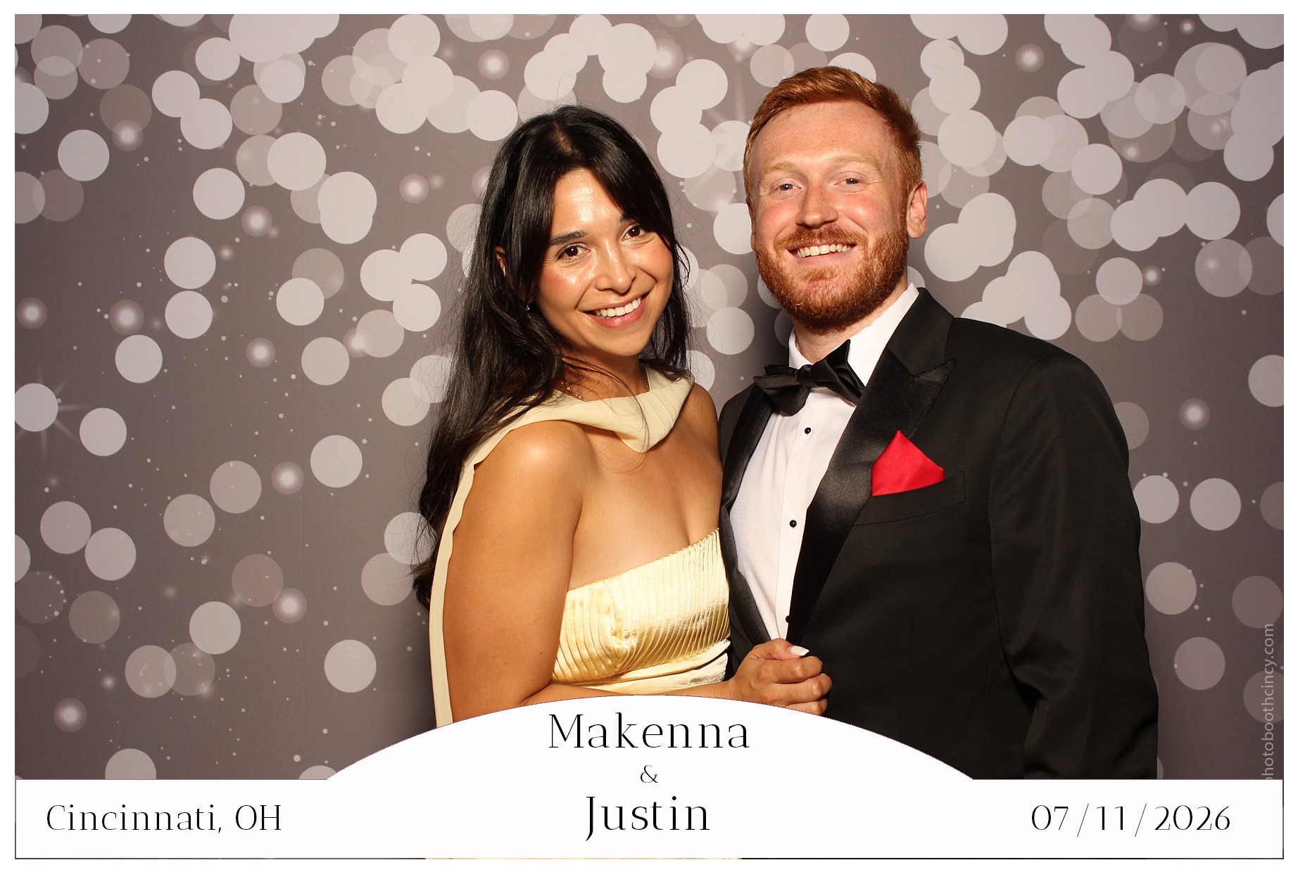 Makenna & Justin | View more photos from the event at gallery.photoboothcincy.com/u/PhotoBoothCincy/Makenna-Justin