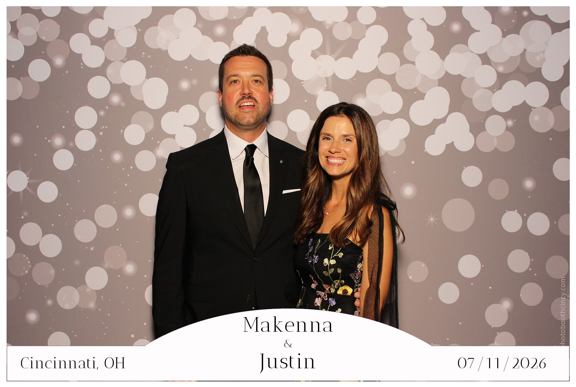 Makenna & Justin | View more photos from the event at gallery.photoboothcincy.com/u/PhotoBoothCincy/Makenna-Justin