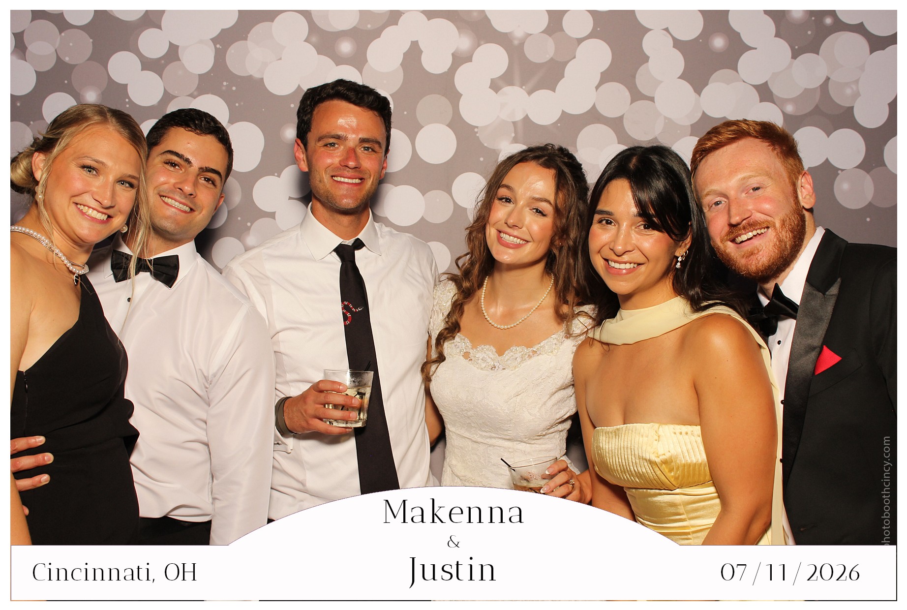 Makenna & Justin | View more photos from the event at gallery.photoboothcincy.com/u/PhotoBoothCincy/Makenna-Justin