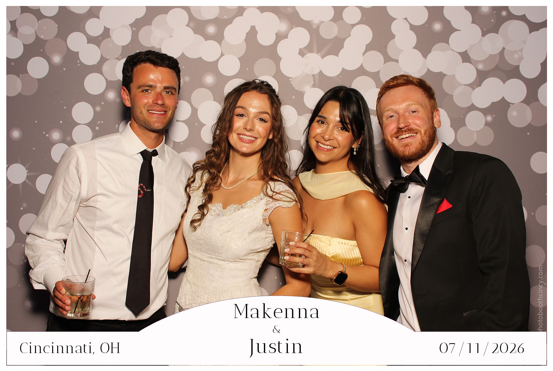 Makenna & Justin | View more photos from the event at gallery.photoboothcincy.com/u/PhotoBoothCincy/Makenna-Justin