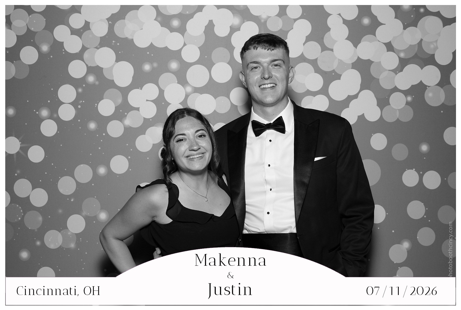 Makenna & Justin | View more photos from the event at gallery.photoboothcincy.com/u/PhotoBoothCincy/Makenna-Justin