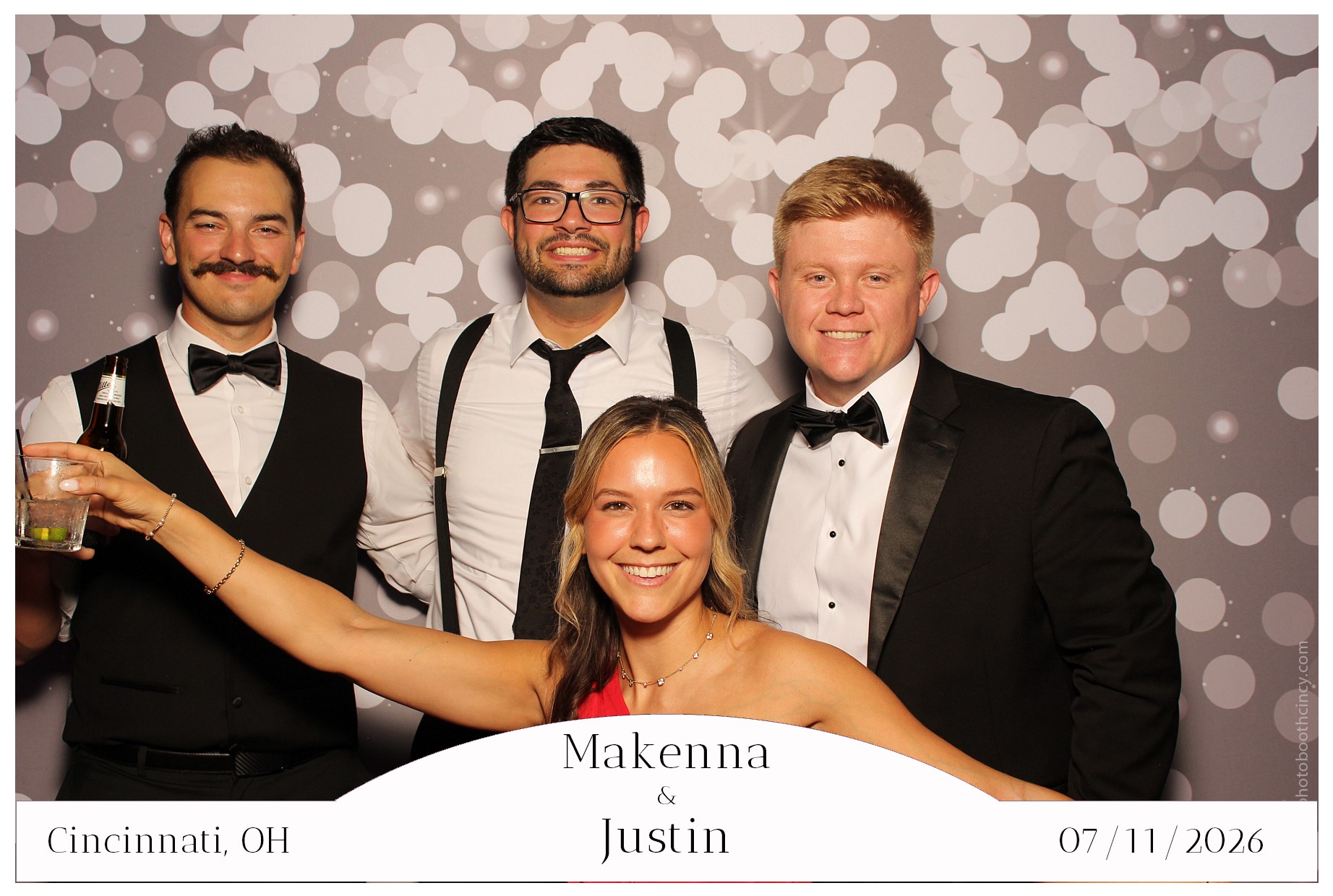 Makenna & Justin | View more photos from the event at gallery.photoboothcincy.com/u/PhotoBoothCincy/Makenna-Justin