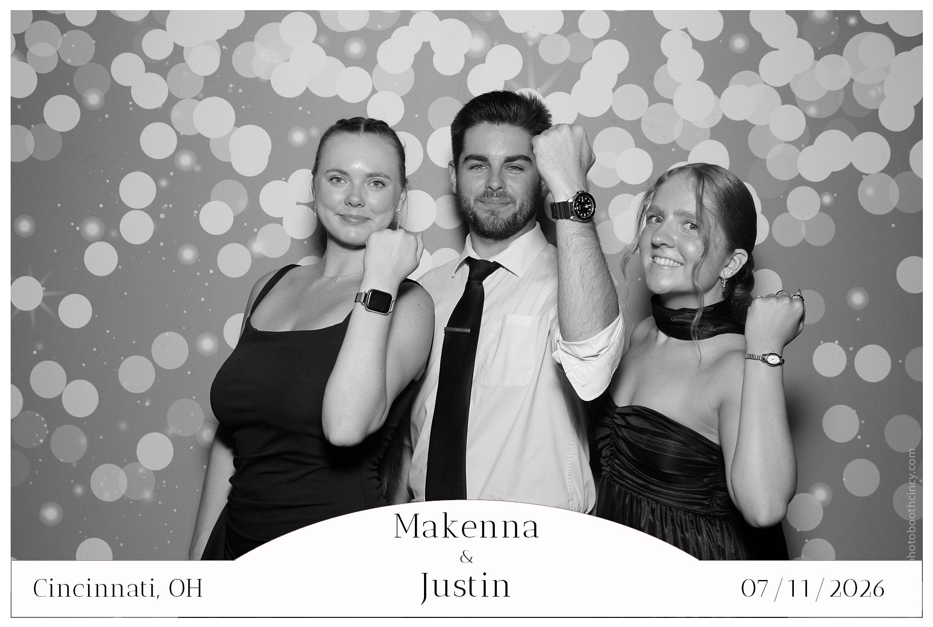 Makenna & Justin | View more photos from the event at gallery.photoboothcincy.com/u/PhotoBoothCincy/Makenna-Justin