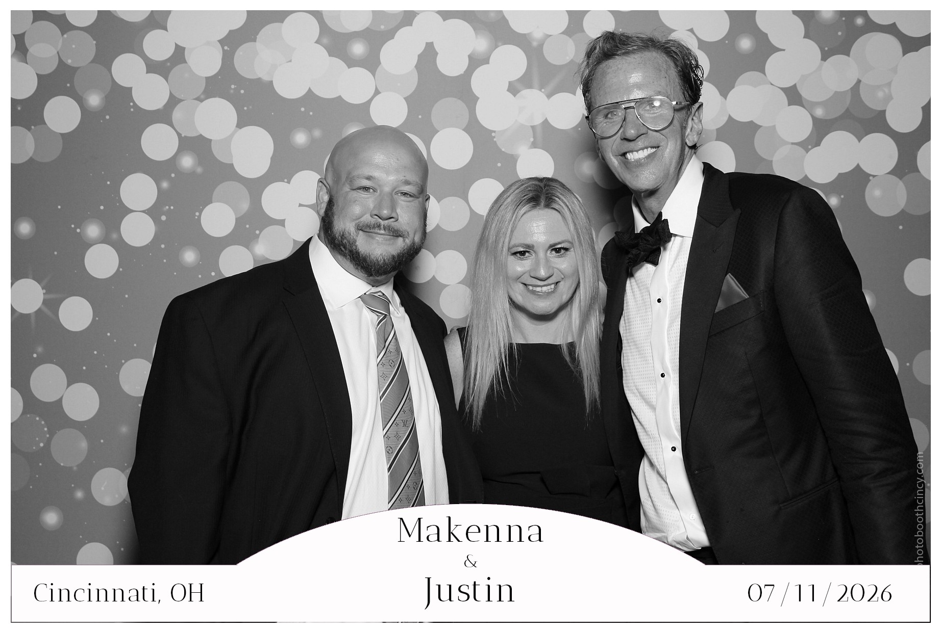 Makenna & Justin | View more photos from the event at gallery.photoboothcincy.com/u/PhotoBoothCincy/Makenna-Justin