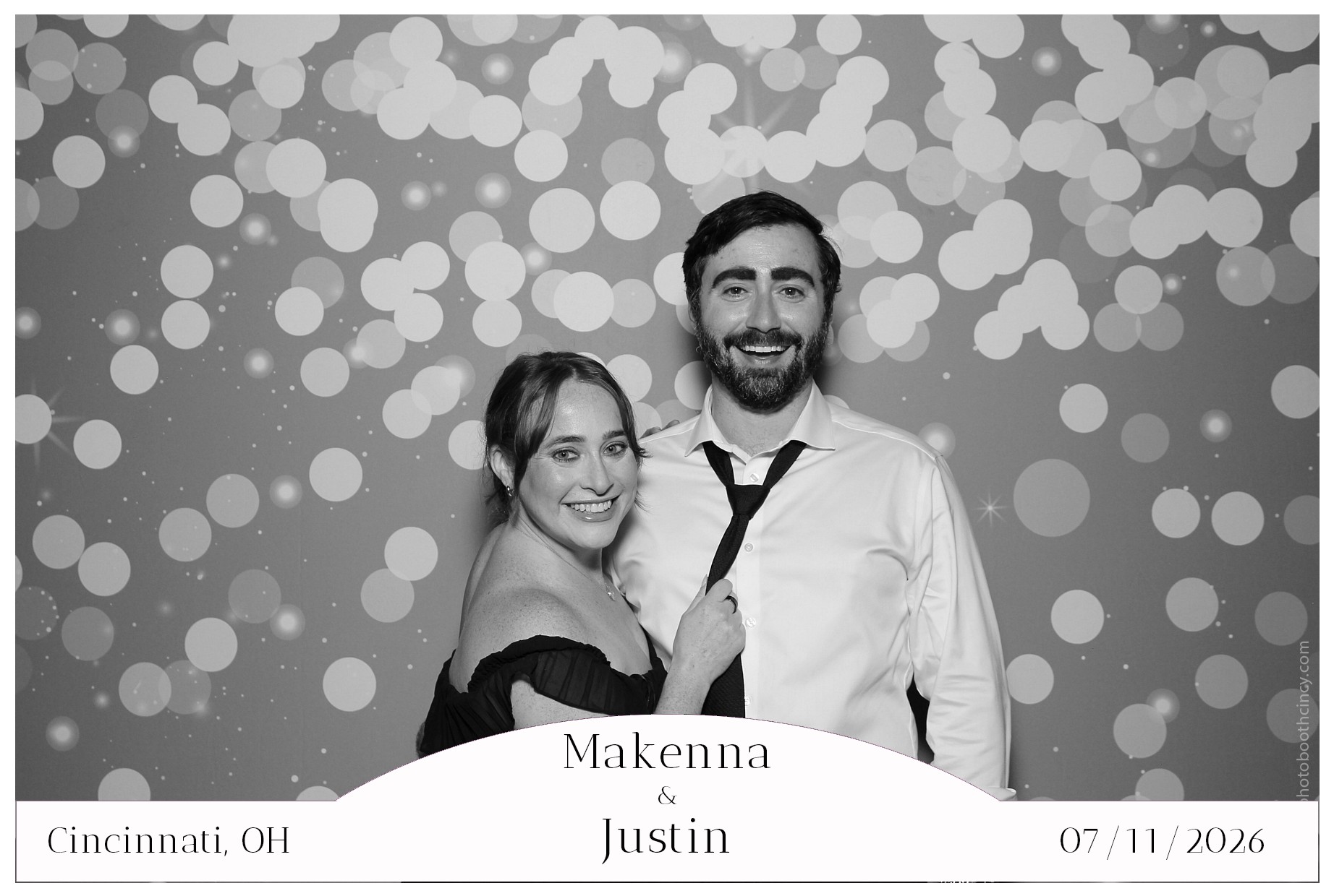 Makenna & Justin | View more photos from the event at gallery.photoboothcincy.com/u/PhotoBoothCincy/Makenna-Justin