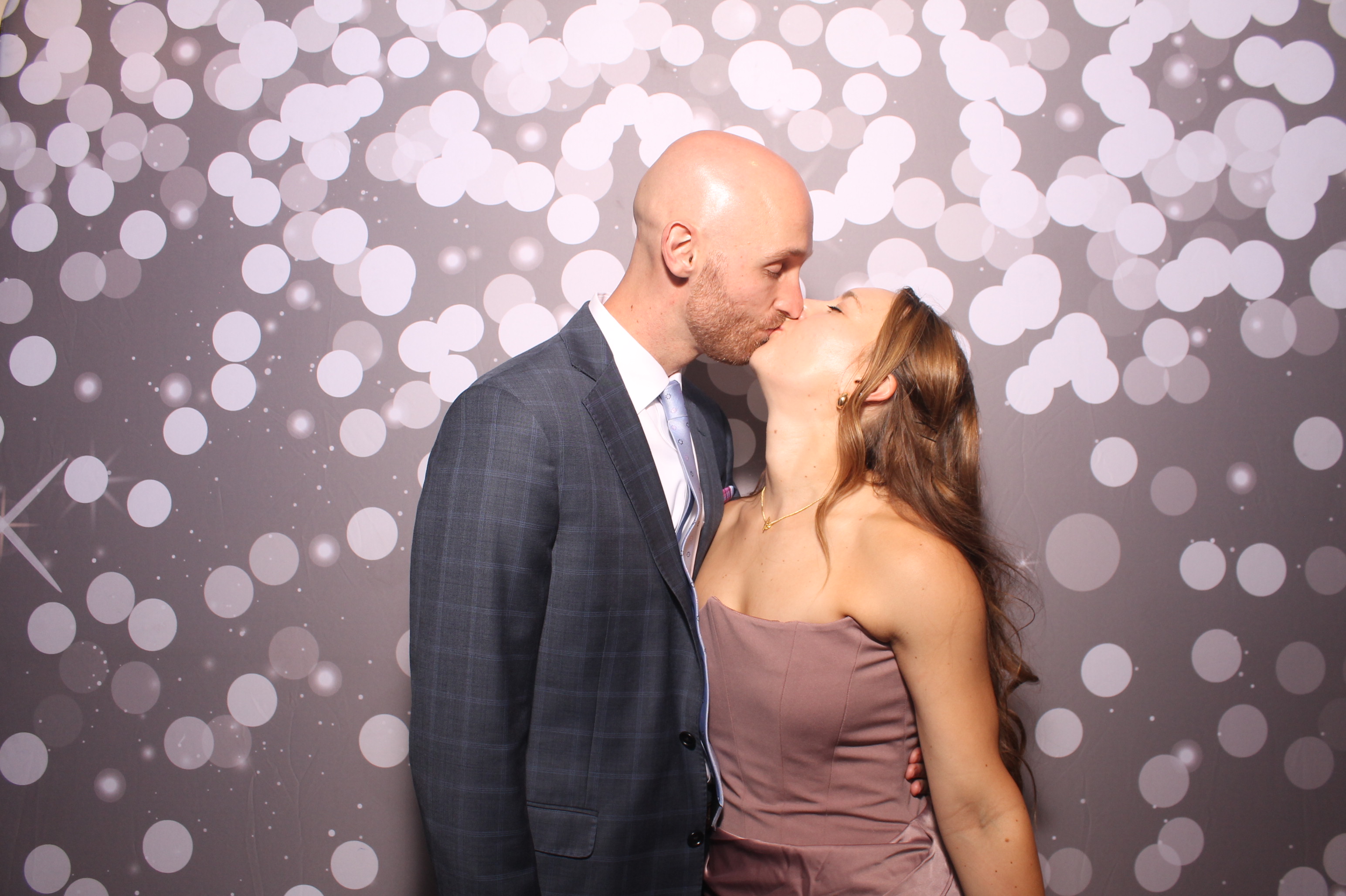 Maria & Patrick | View more photos from the event at gallery.photoboothcincy.com/u/PhotoBoothCincy/Maria-Patrick