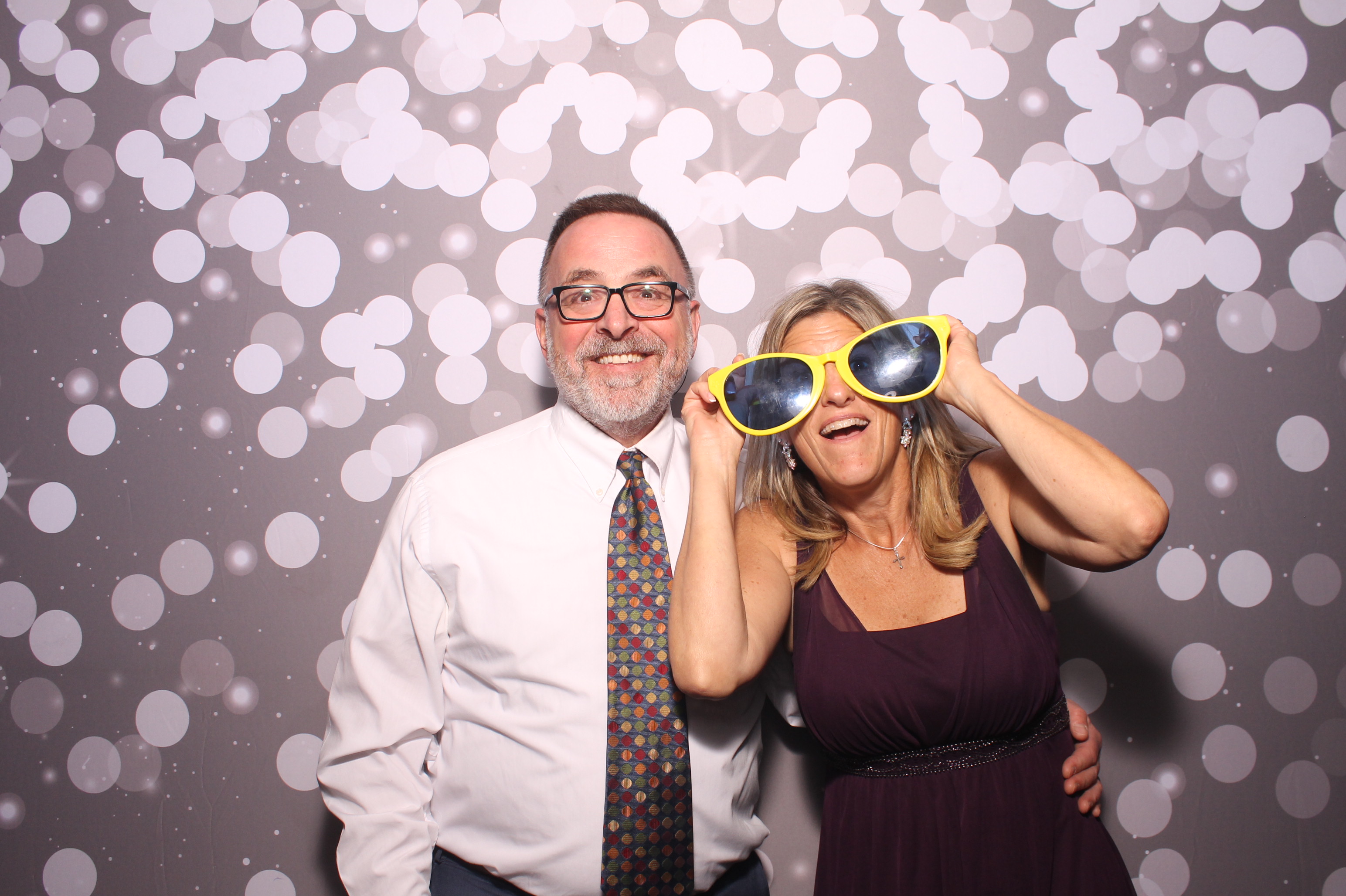 Maria & Patrick | View more photos from the event at gallery.photoboothcincy.com/u/PhotoBoothCincy/Maria-Patrick