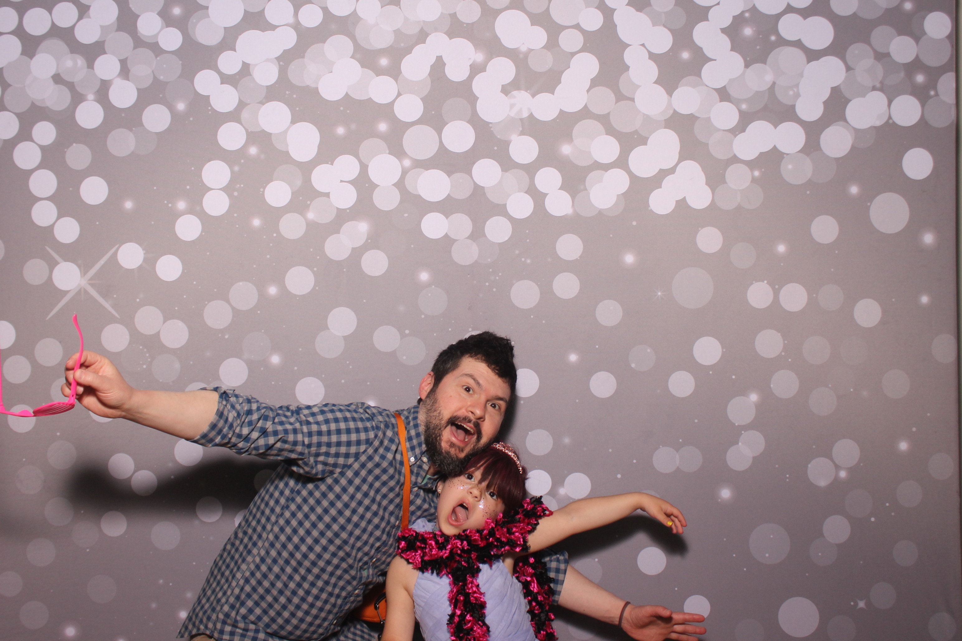 Mariemount Father Daughter Dance | View more photos from the event at gallery.photoboothcincy.com/u/PhotoBoothCincy/Mariemount-Father-Daughter-Dance-1