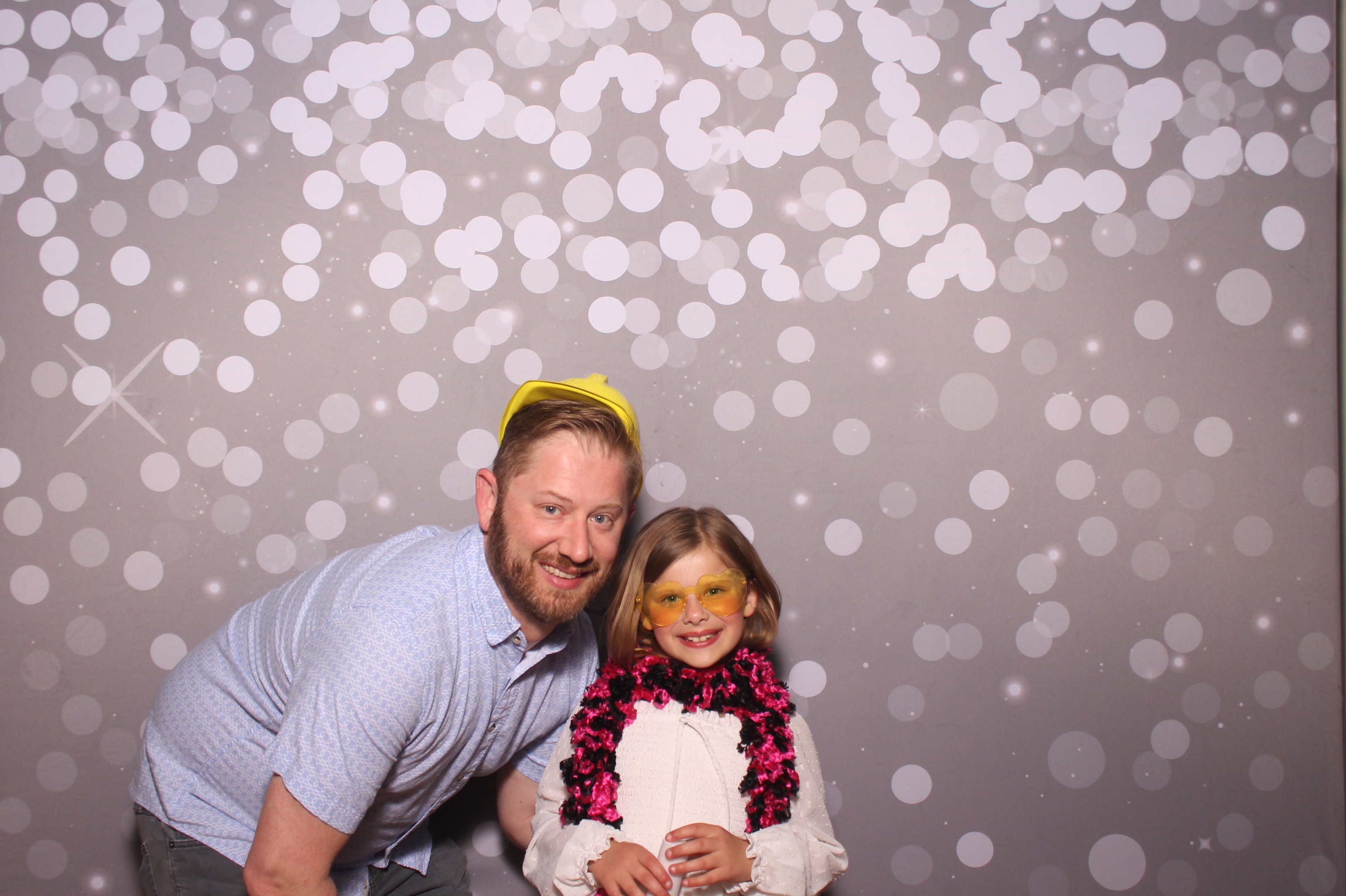 Mariemount Father Daughter Dance | View more photos from the event at gallery.photoboothcincy.com/u/PhotoBoothCincy/Mariemount-Father-Daughter-Dance-1