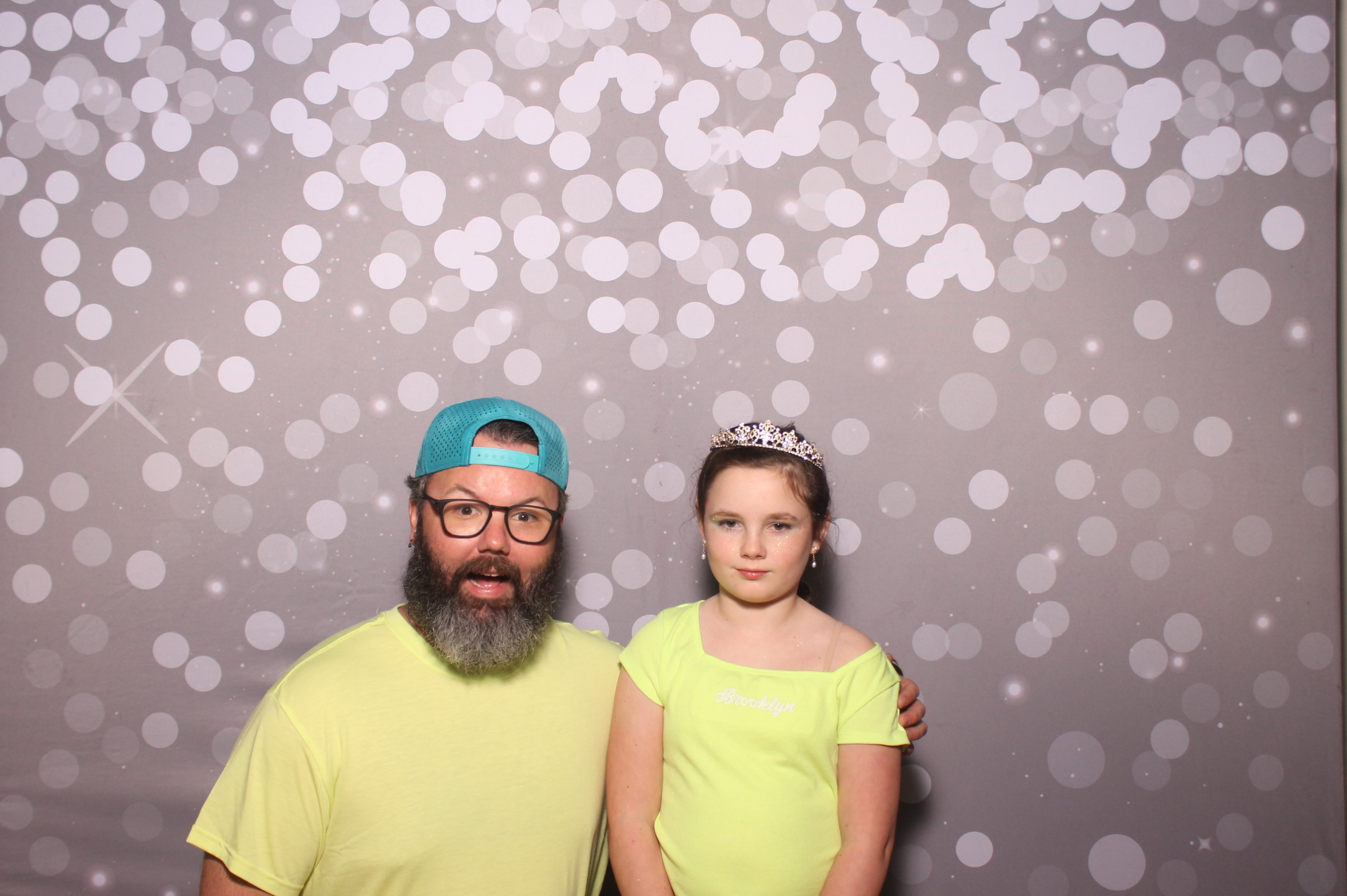 Mariemount Father Daughter Dance | View more photos from the event at gallery.photoboothcincy.com/u/PhotoBoothCincy/Mariemount-Father-Daughter-Dance-1