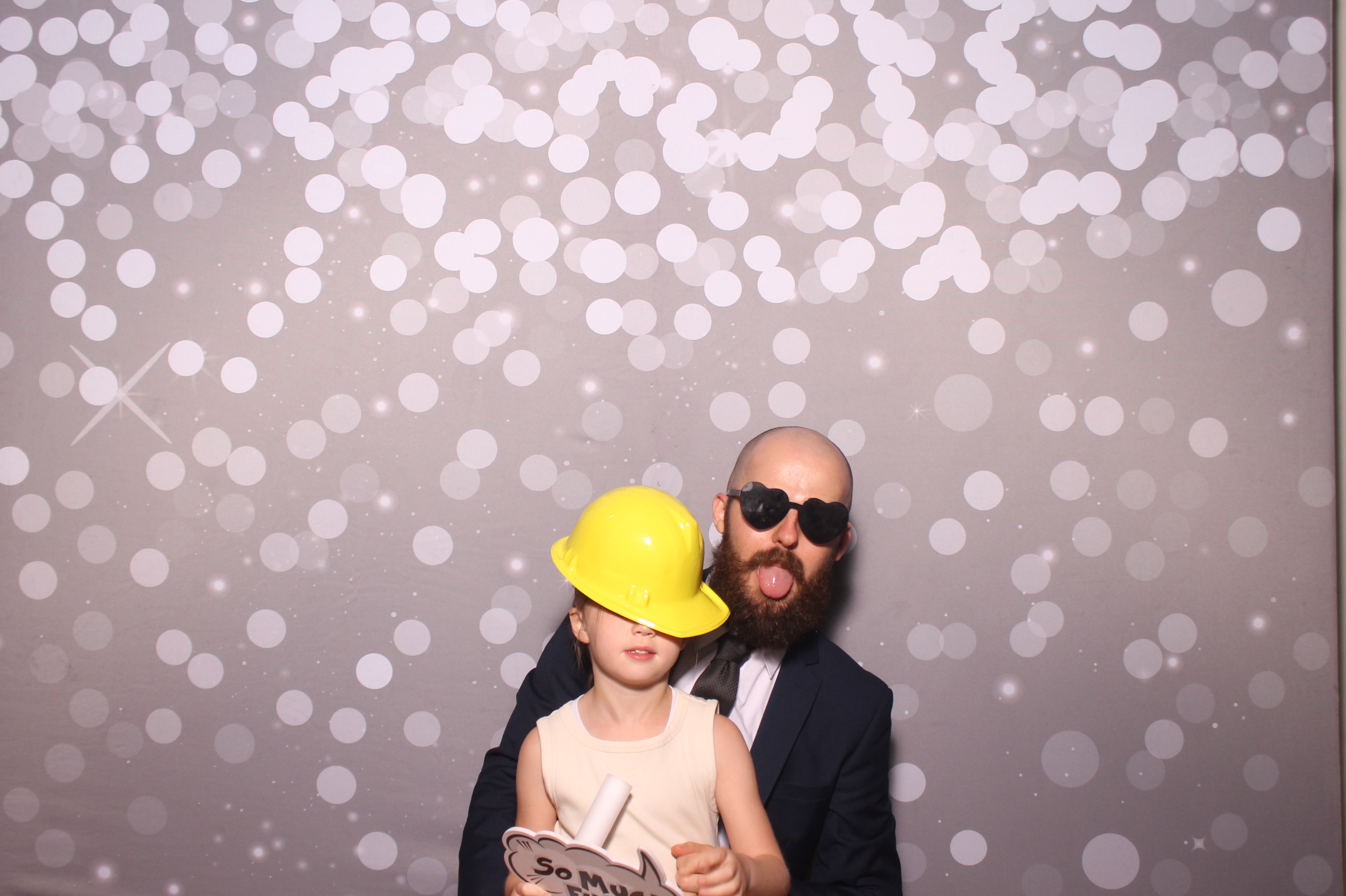 Mariemount Father Daughter Dance | View more photos from the event at gallery.photoboothcincy.com/u/PhotoBoothCincy/Mariemount-Father-Daughter-Dance-1