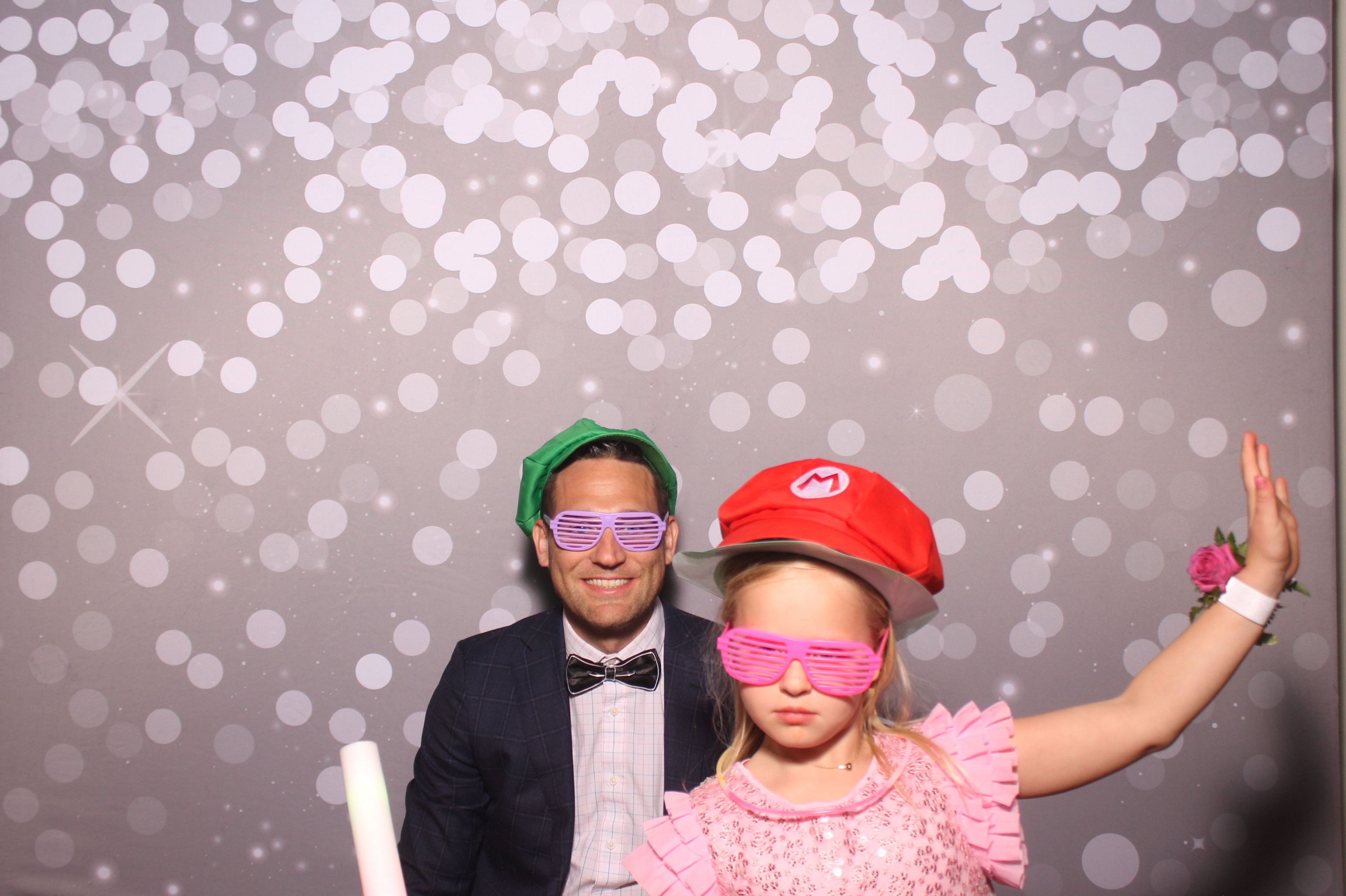 Mariemount Father Daughter Dance | View more photos from the event at gallery.photoboothcincy.com/u/PhotoBoothCincy/Mariemount-Father-Daughter-Dance-1