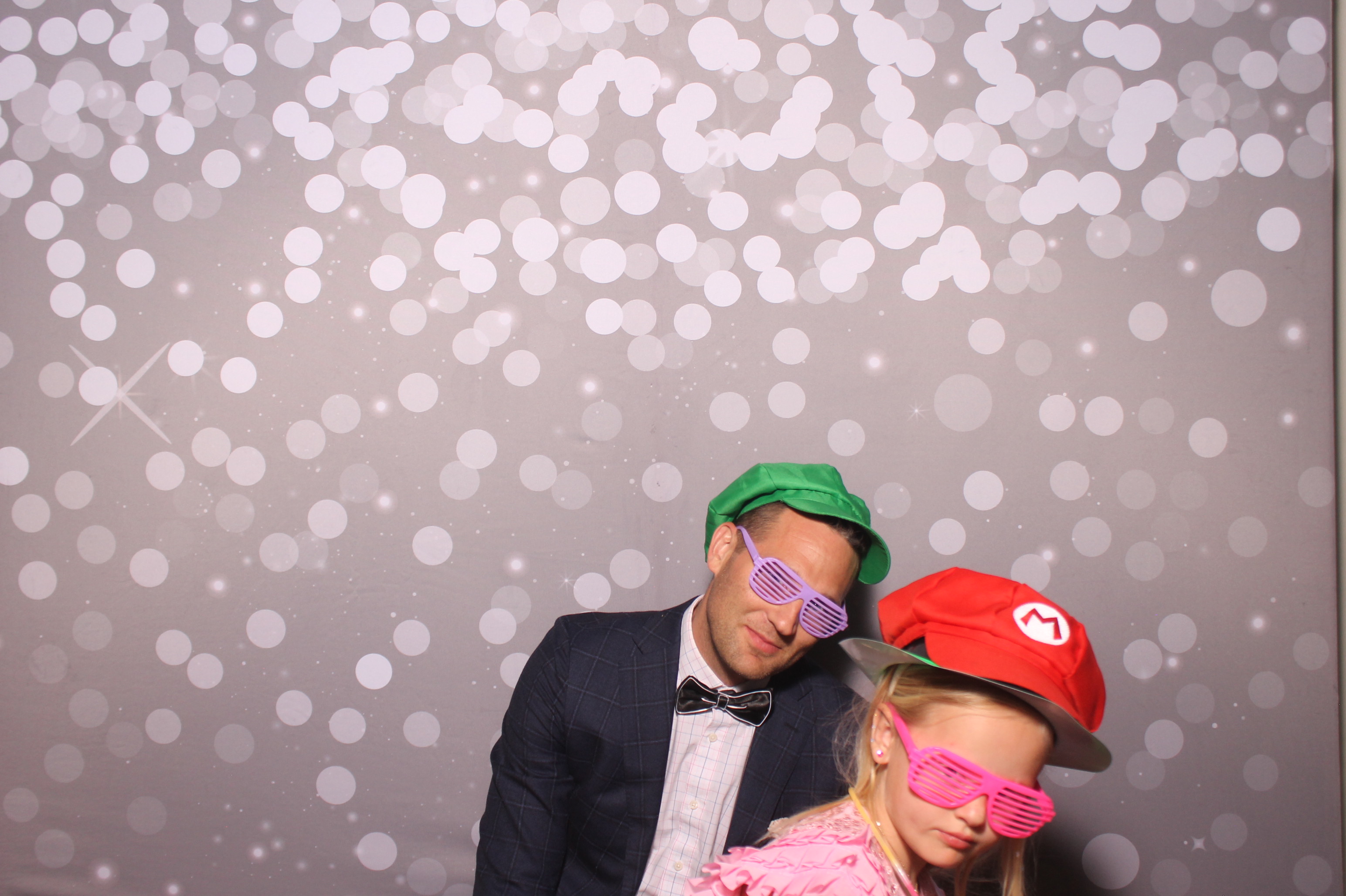 Mariemount Father Daughter Dance | View more photos from the event at gallery.photoboothcincy.com/u/PhotoBoothCincy/Mariemount-Father-Daughter-Dance-1