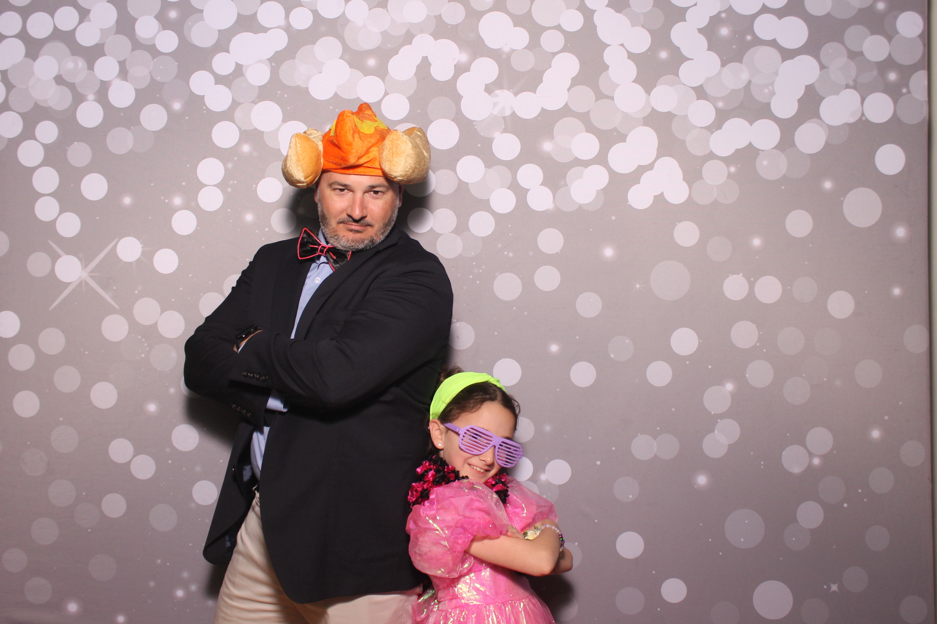 Mariemount Father Daughter Dance | View more photos from the event at gallery.photoboothcincy.com/u/PhotoBoothCincy/Mariemount-Father-Daughter-Dance-1