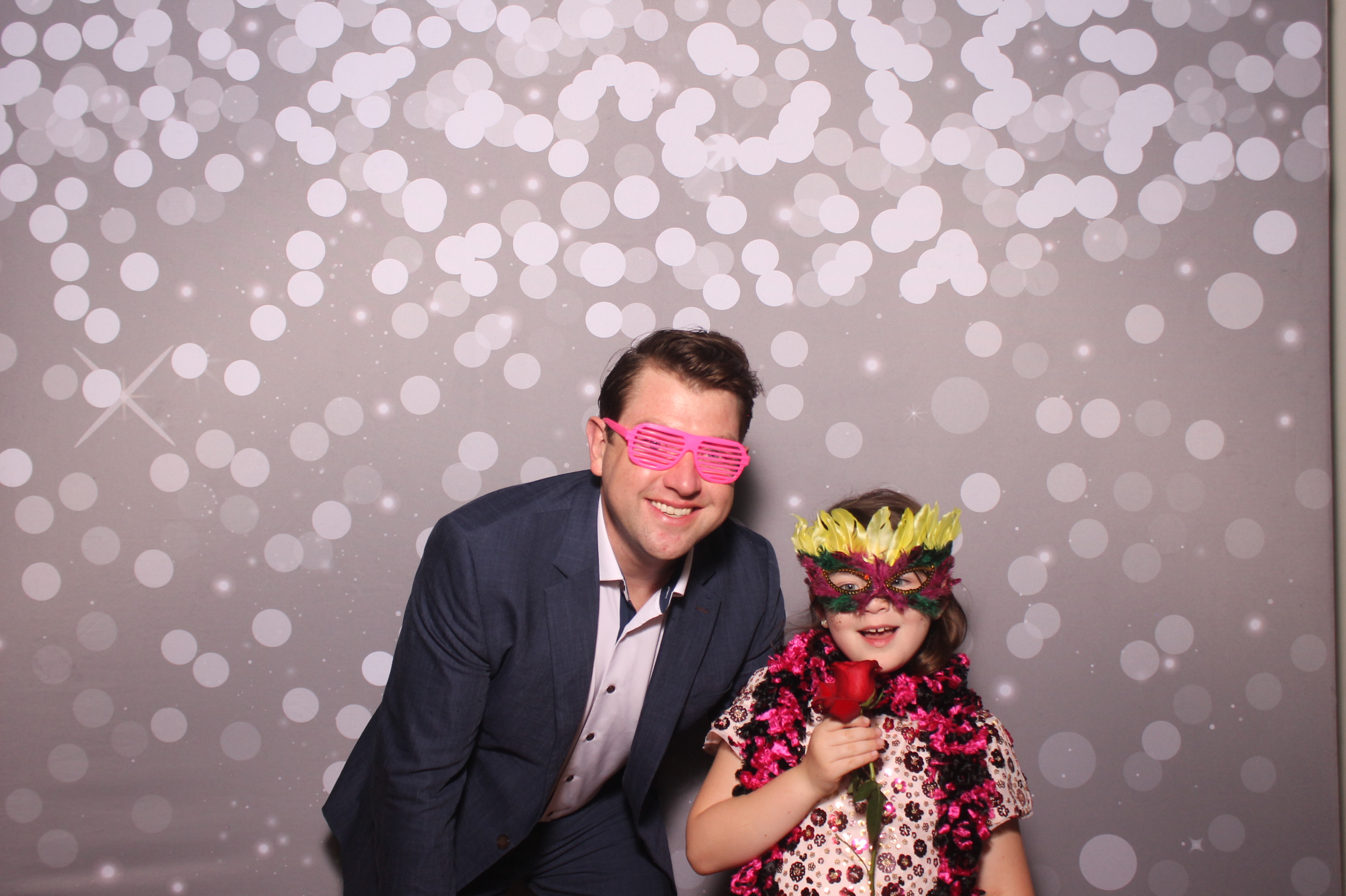 Mariemount Father Daughter Dance | View more photos from the event at gallery.photoboothcincy.com/u/PhotoBoothCincy/Mariemount-Father-Daughter-Dance-1