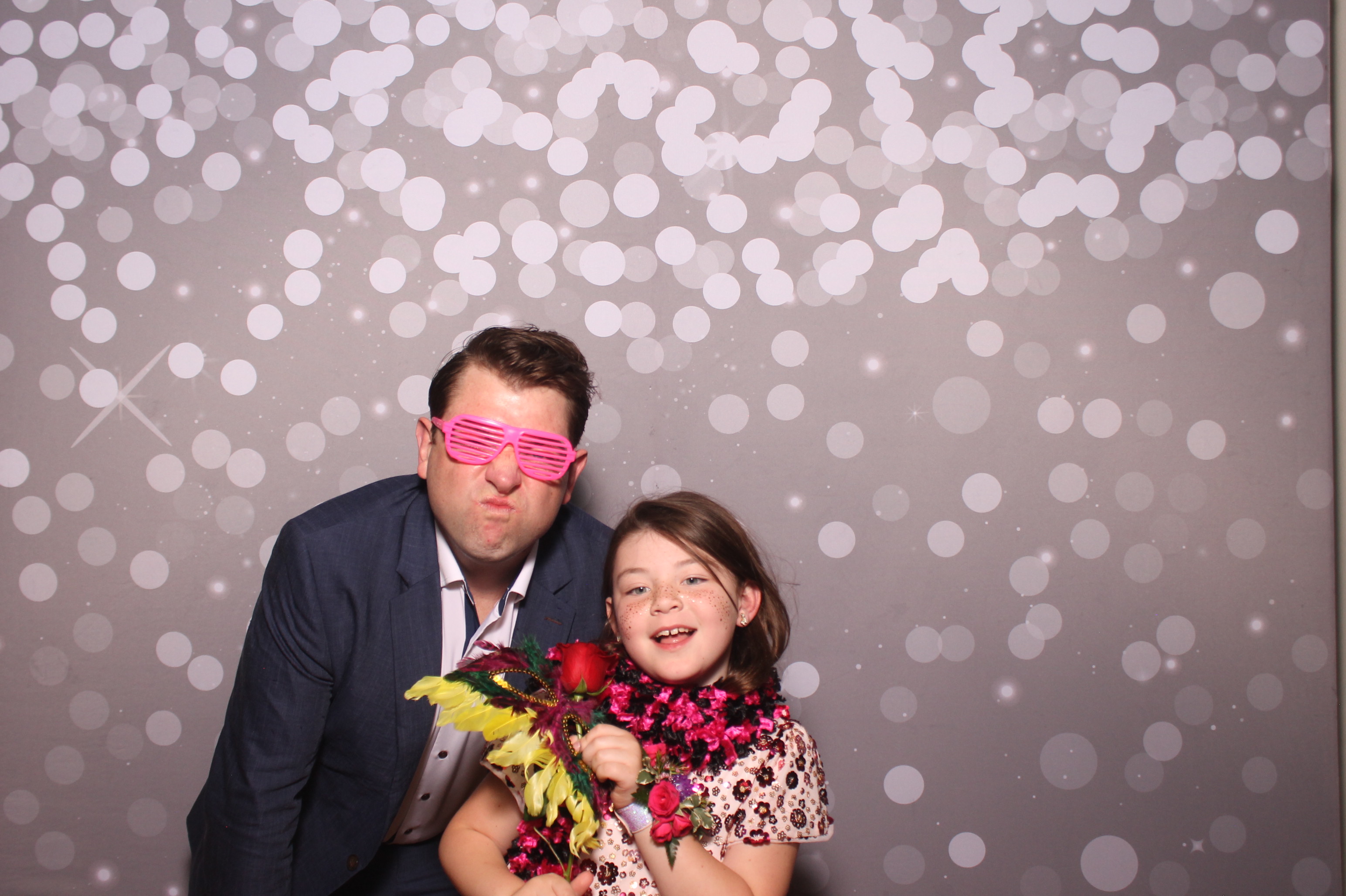 Mariemount Father Daughter Dance | View more photos from the event at gallery.photoboothcincy.com/u/PhotoBoothCincy/Mariemount-Father-Daughter-Dance-1